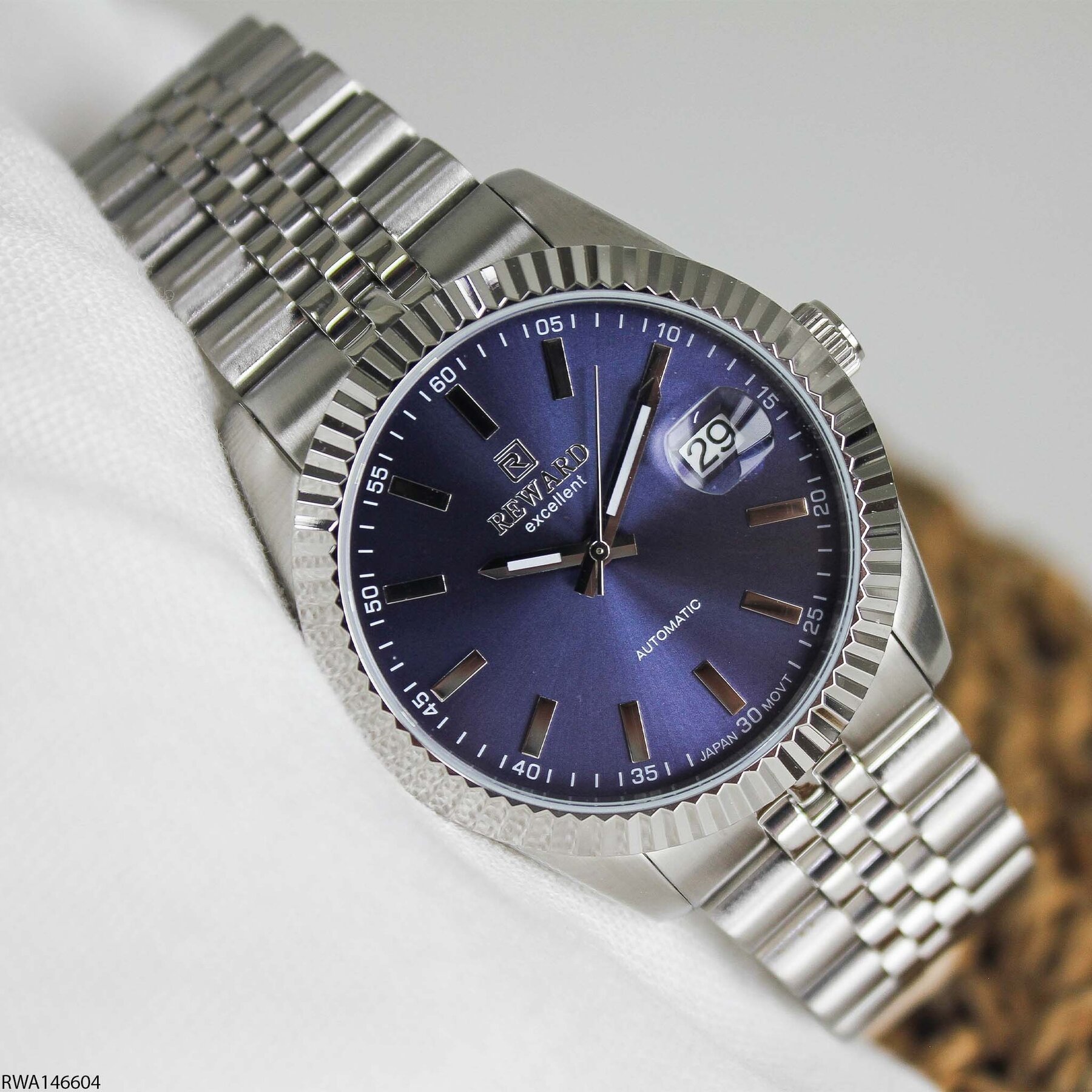 Reward RWA146604 Steel Strap Automatic Men Watch