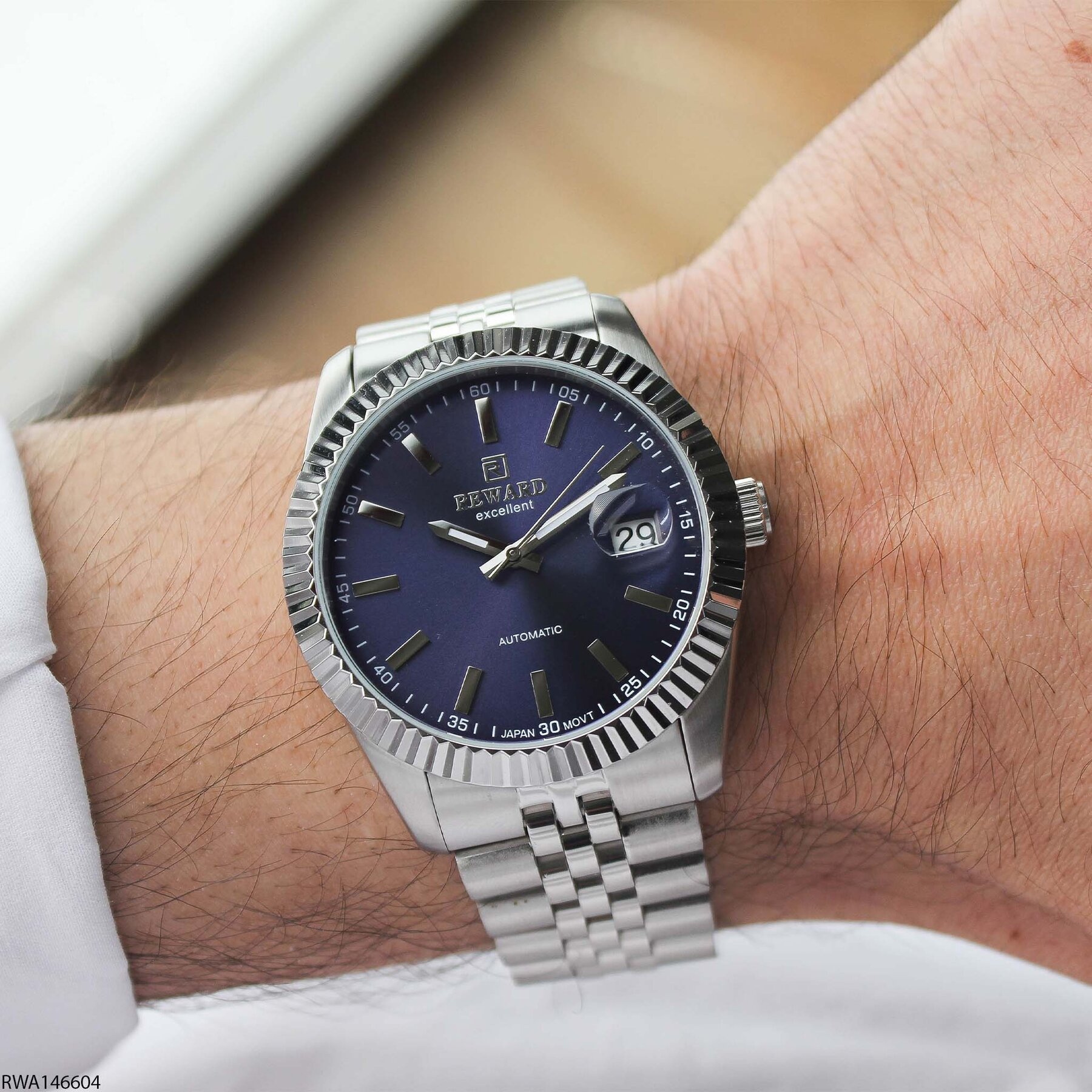 Reward RWA146604 Steel Strap Automatic Men Watch