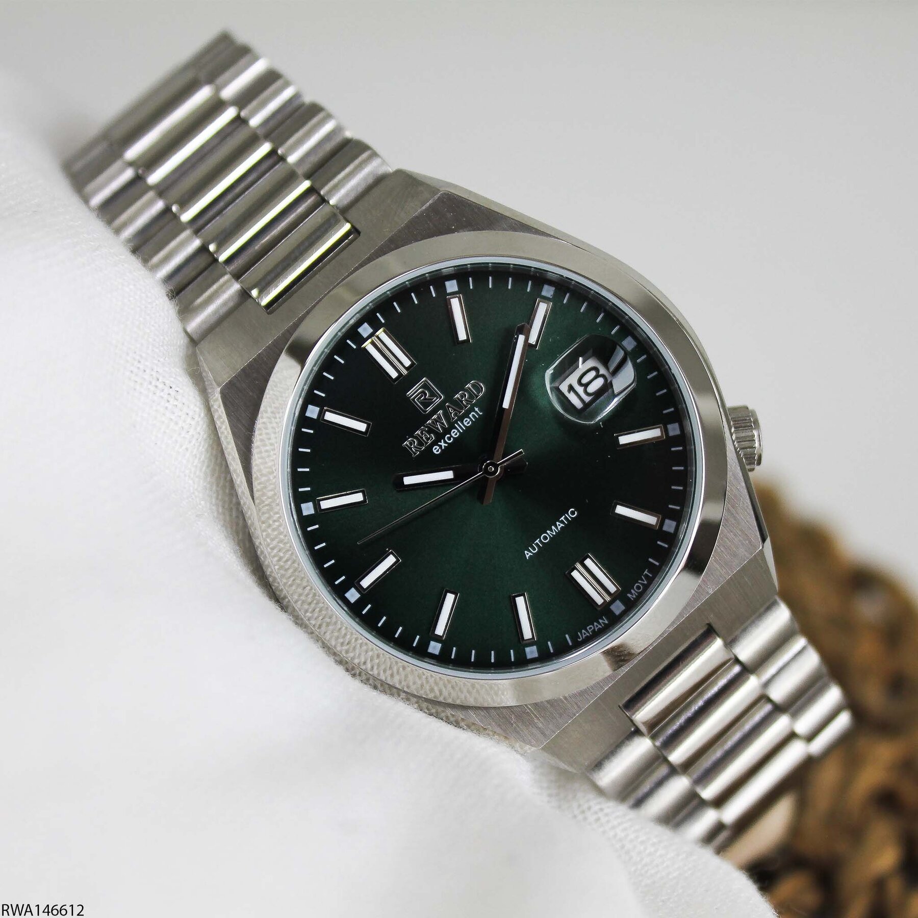 Reward RWA146612 Steel Strap Automatic Men Watch