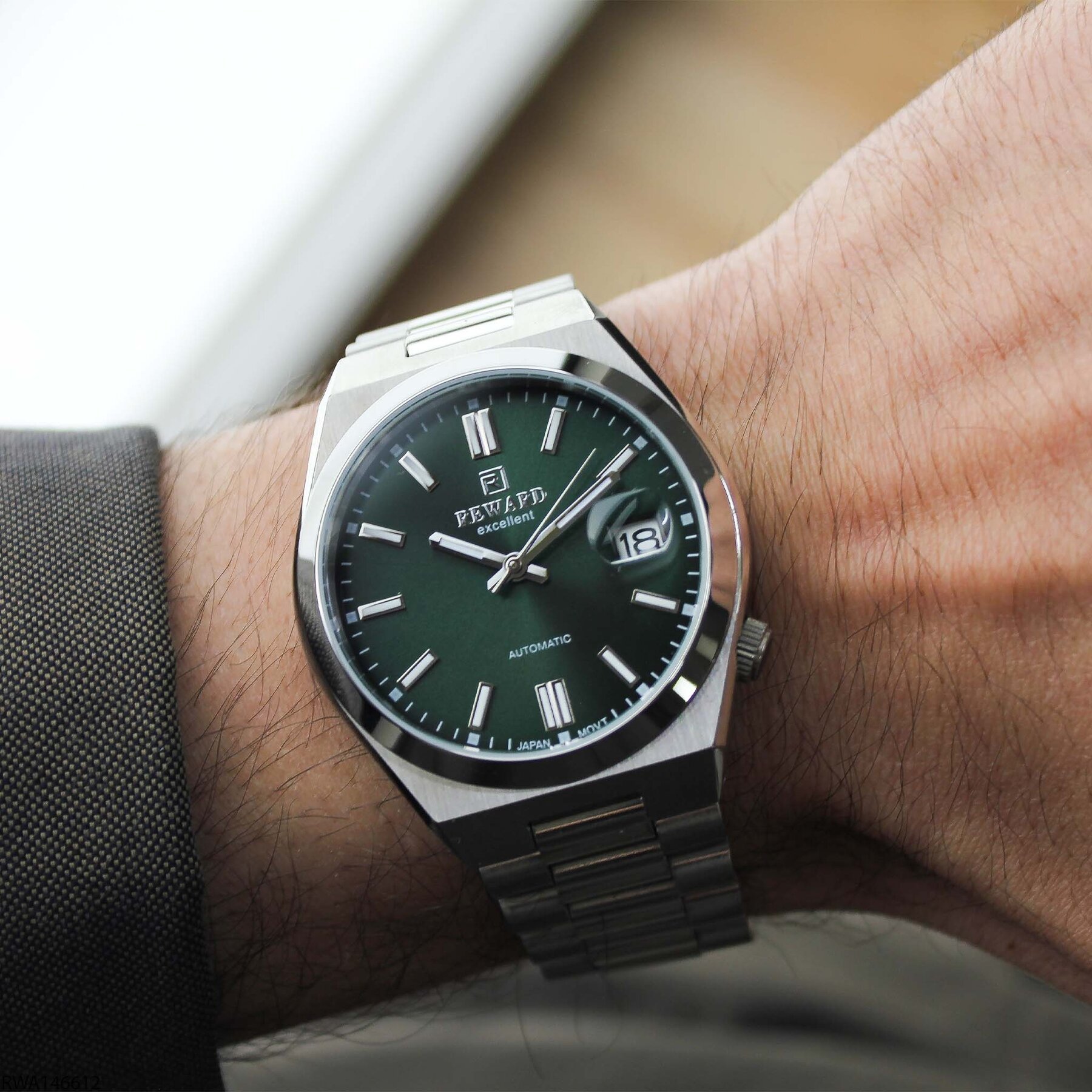 Reward RWA146612 Steel Strap Automatic Men Watch