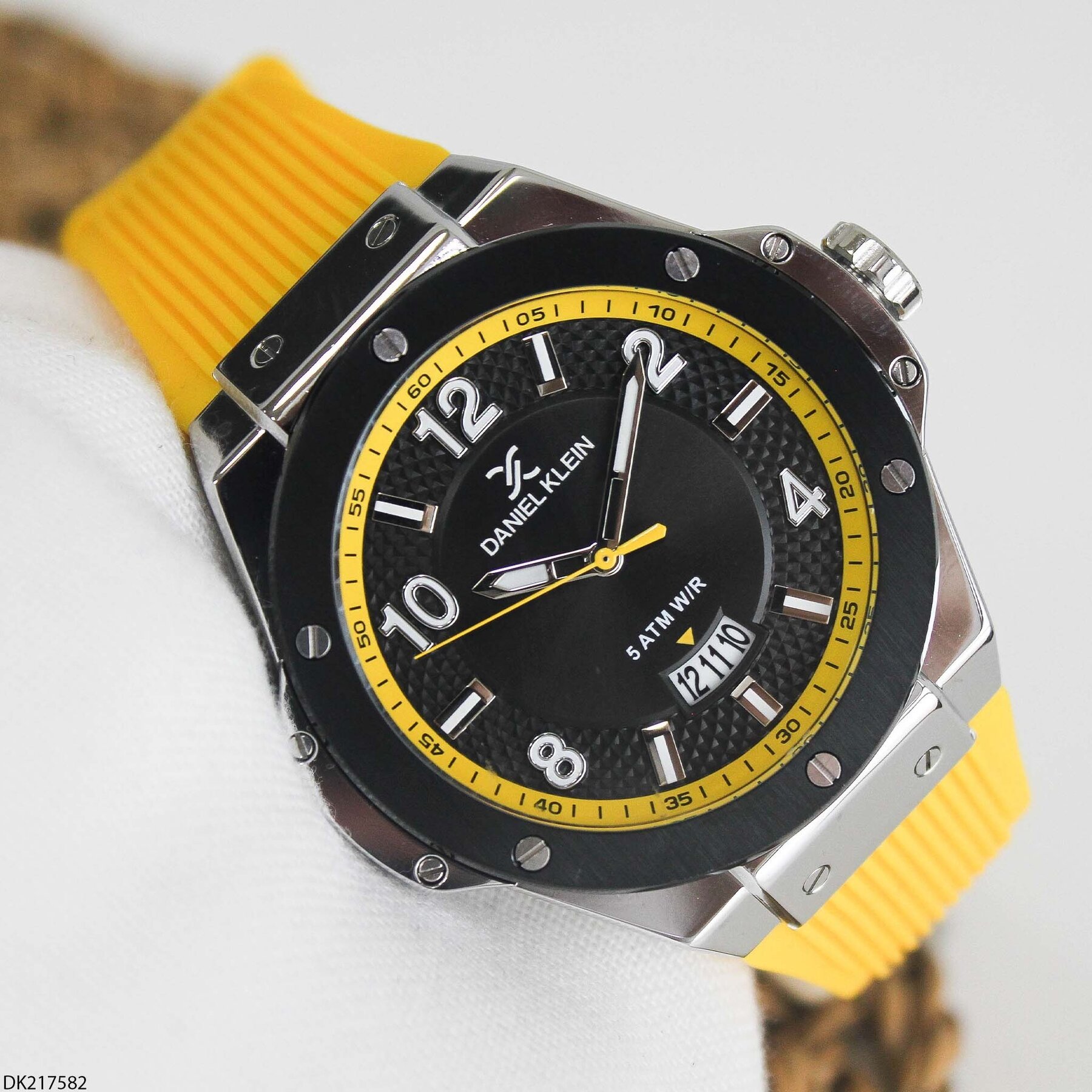 Daniel Klein DK217582 Silikon Kordonlu Erkek Kol Saati