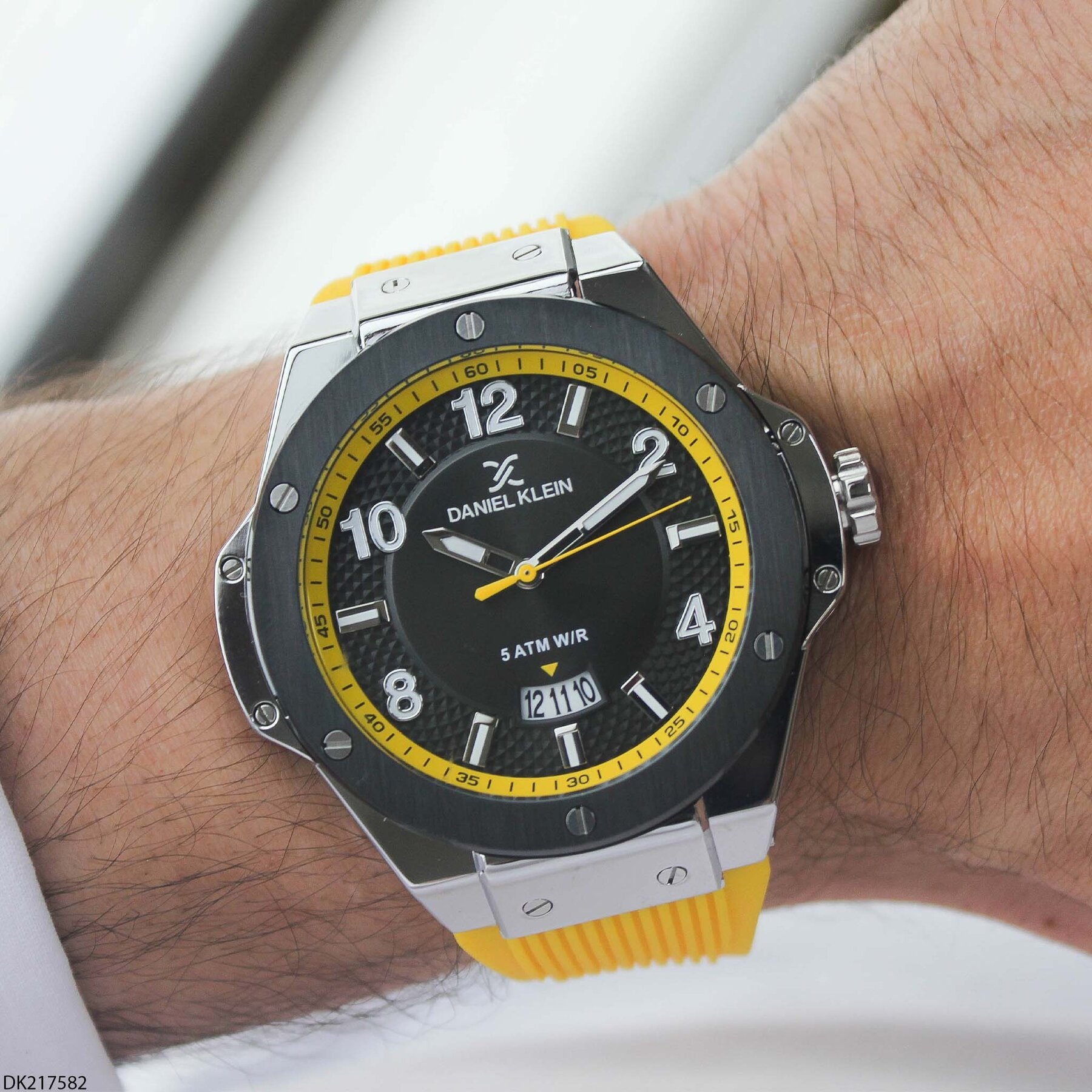 Daniel Klein DK217582 Silikon Kordonlu Erkek Kol Saati