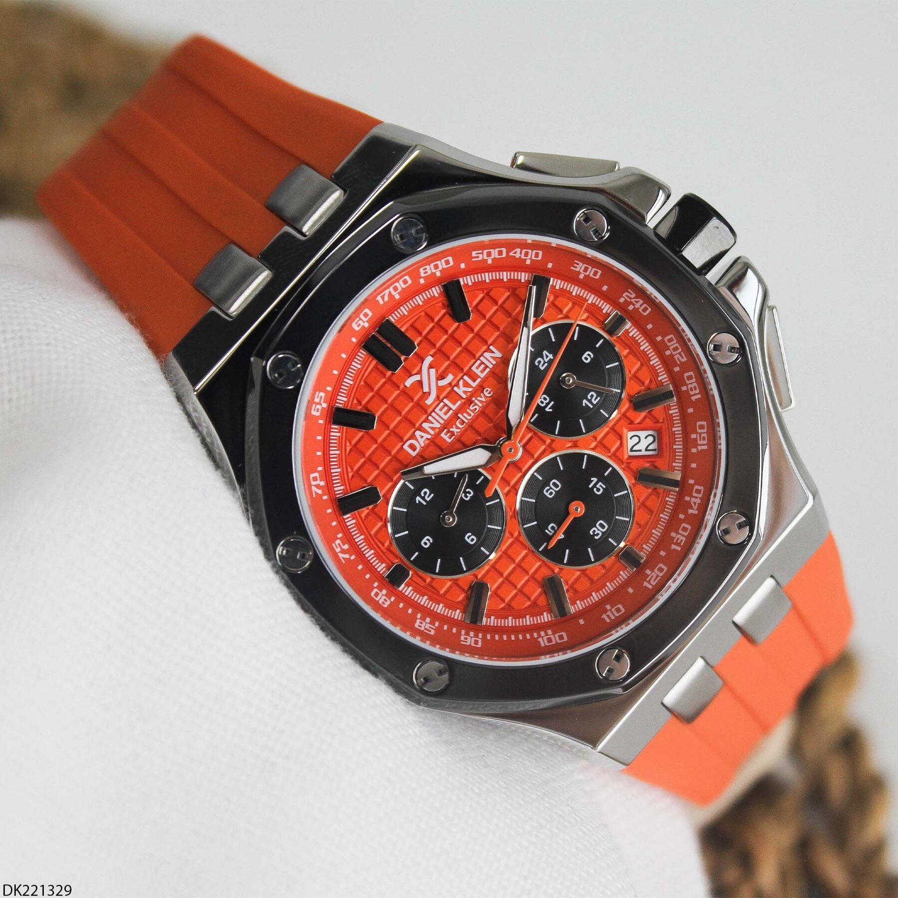Daniel Klein DK221329 Silikon Kordonlu Erkek Kol Saati