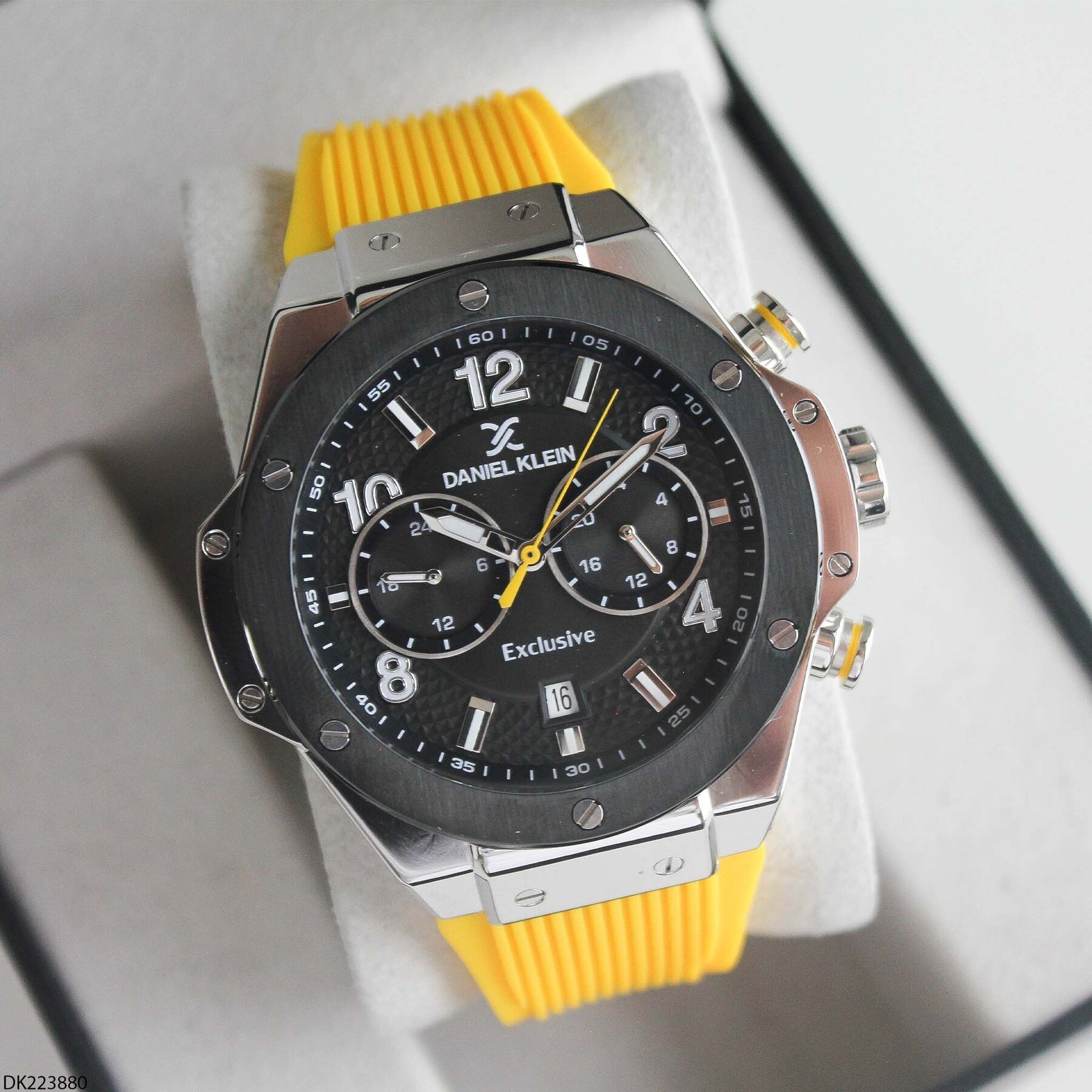 Daniel Klein DK223880 Silikon Kordonlu Erkek Kol Saati