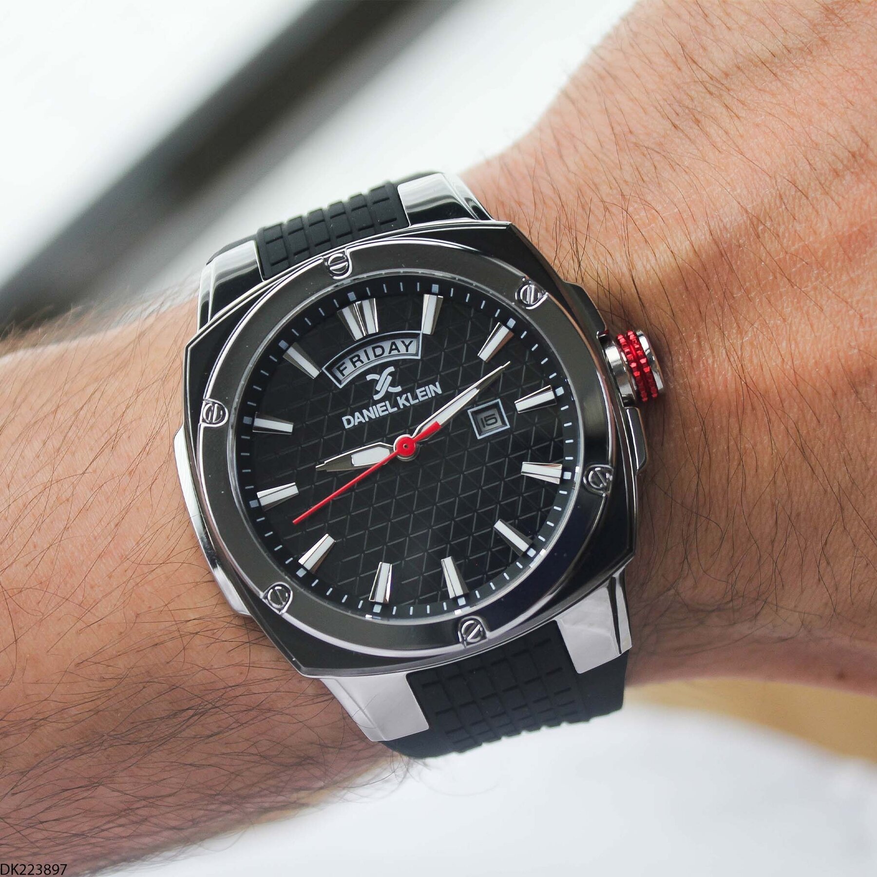 Daniel Klein DK223897 Silikon Kordonlu Erkek Kol Saati