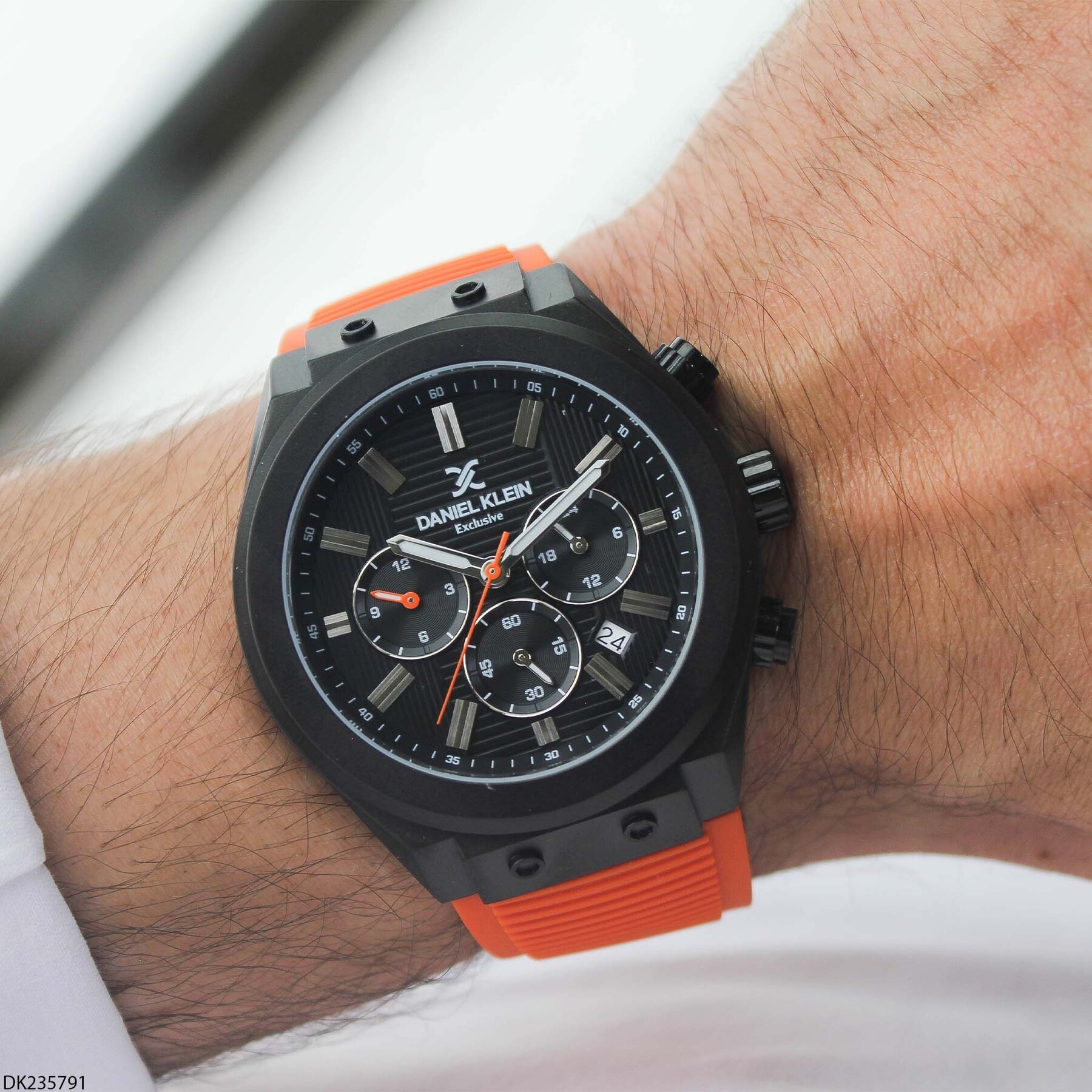 Daniel Klein DK235791 Silikon Kordonlu Erkek Kol Saati