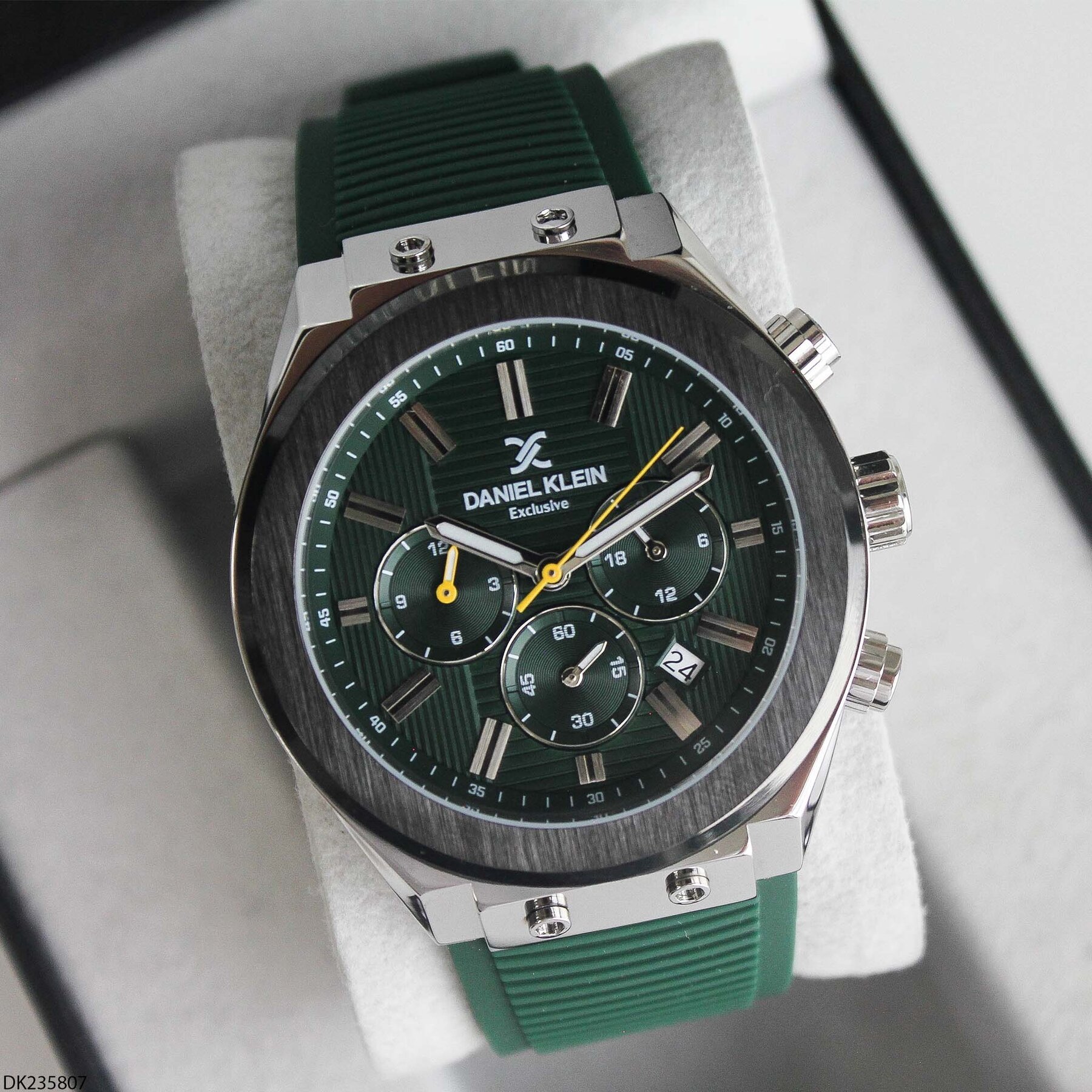 Daniel Klein DK235807 Silikon Kordonlu Erkek Kol Saati