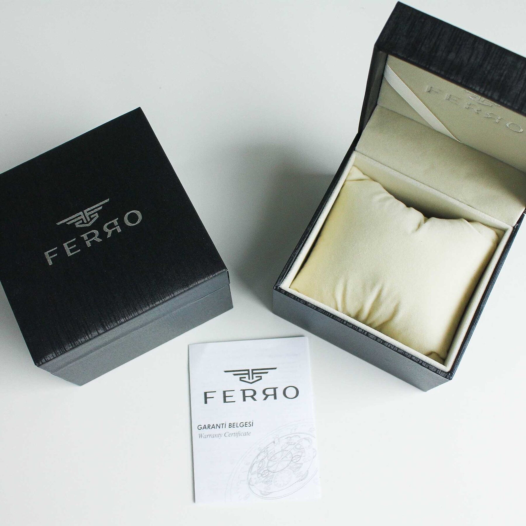 Ferro F21478D Çelik Kordonlu Kadın Kol Saati