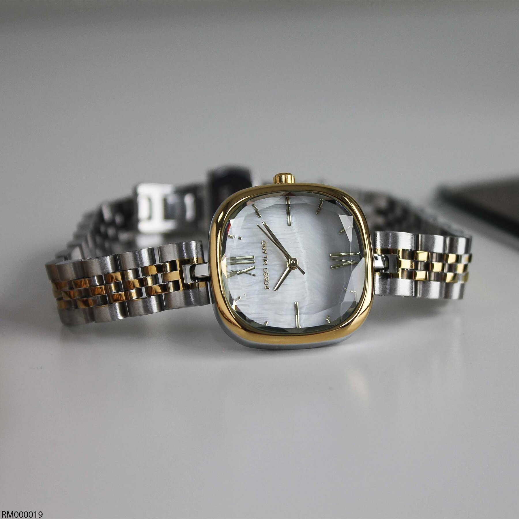 Rosso Milano RM000019 Steel Strap Women Watch