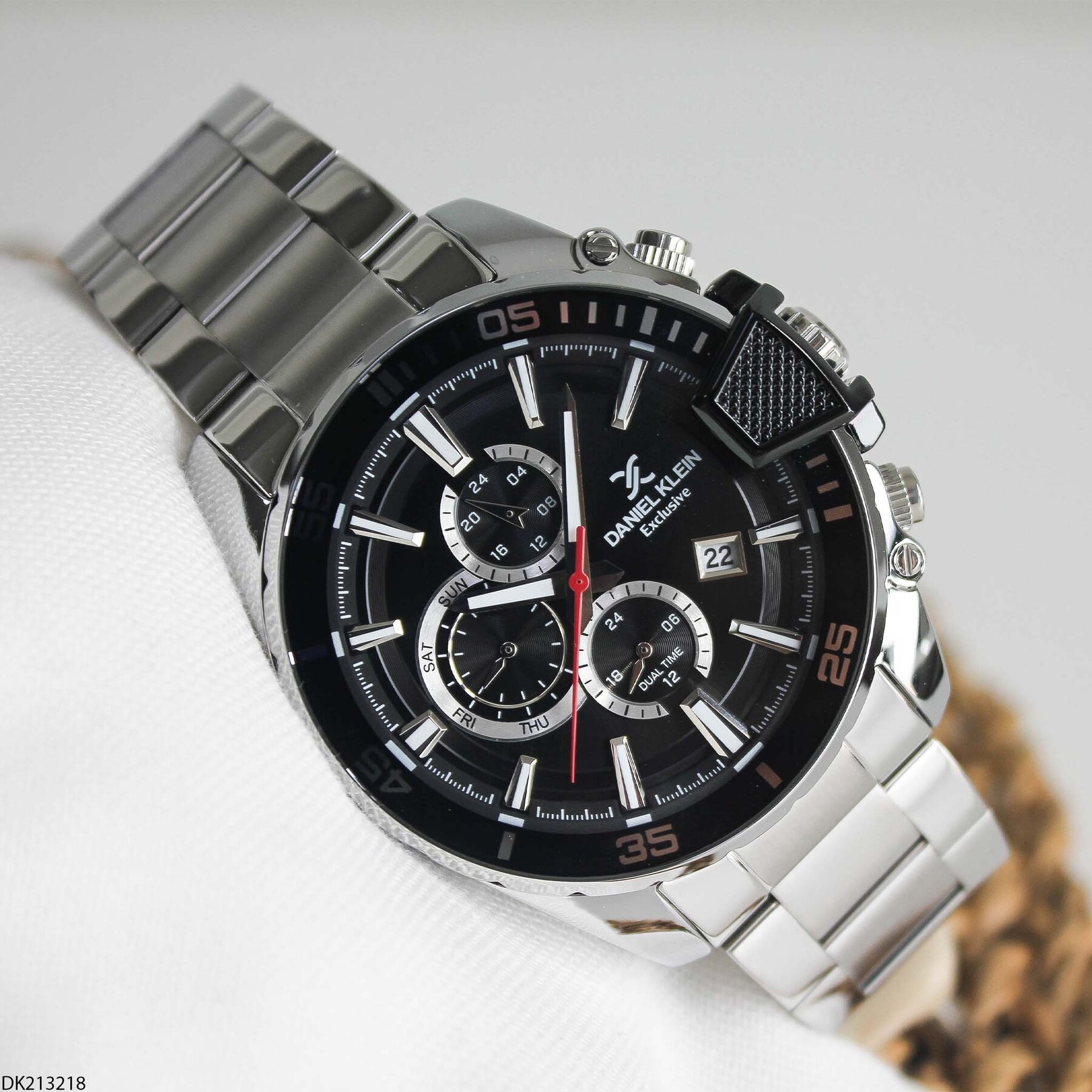 Daniel Klein DK213218 Steel Strap Men Watch