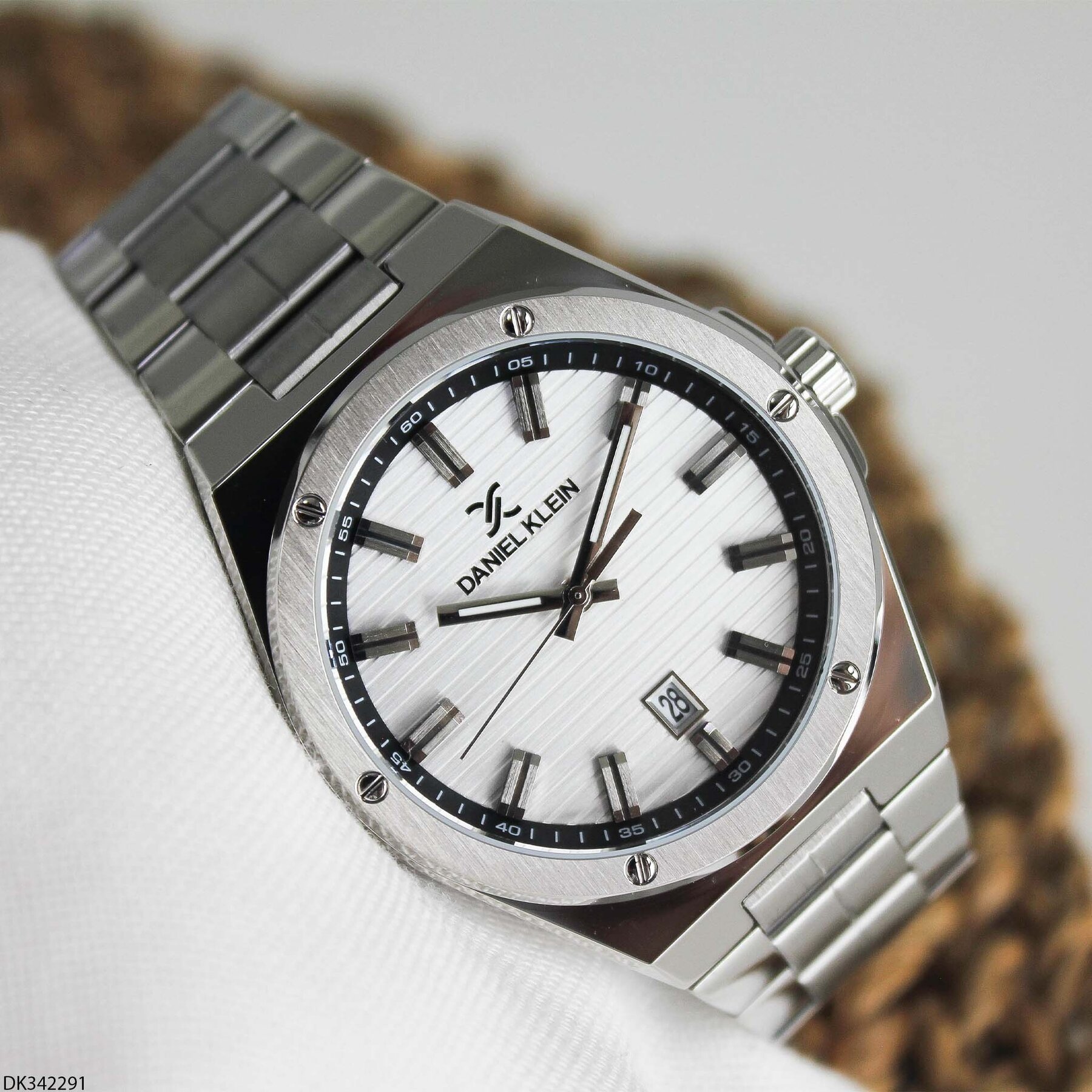 Daniel Klein DK342291 Steel Strap Men Watch