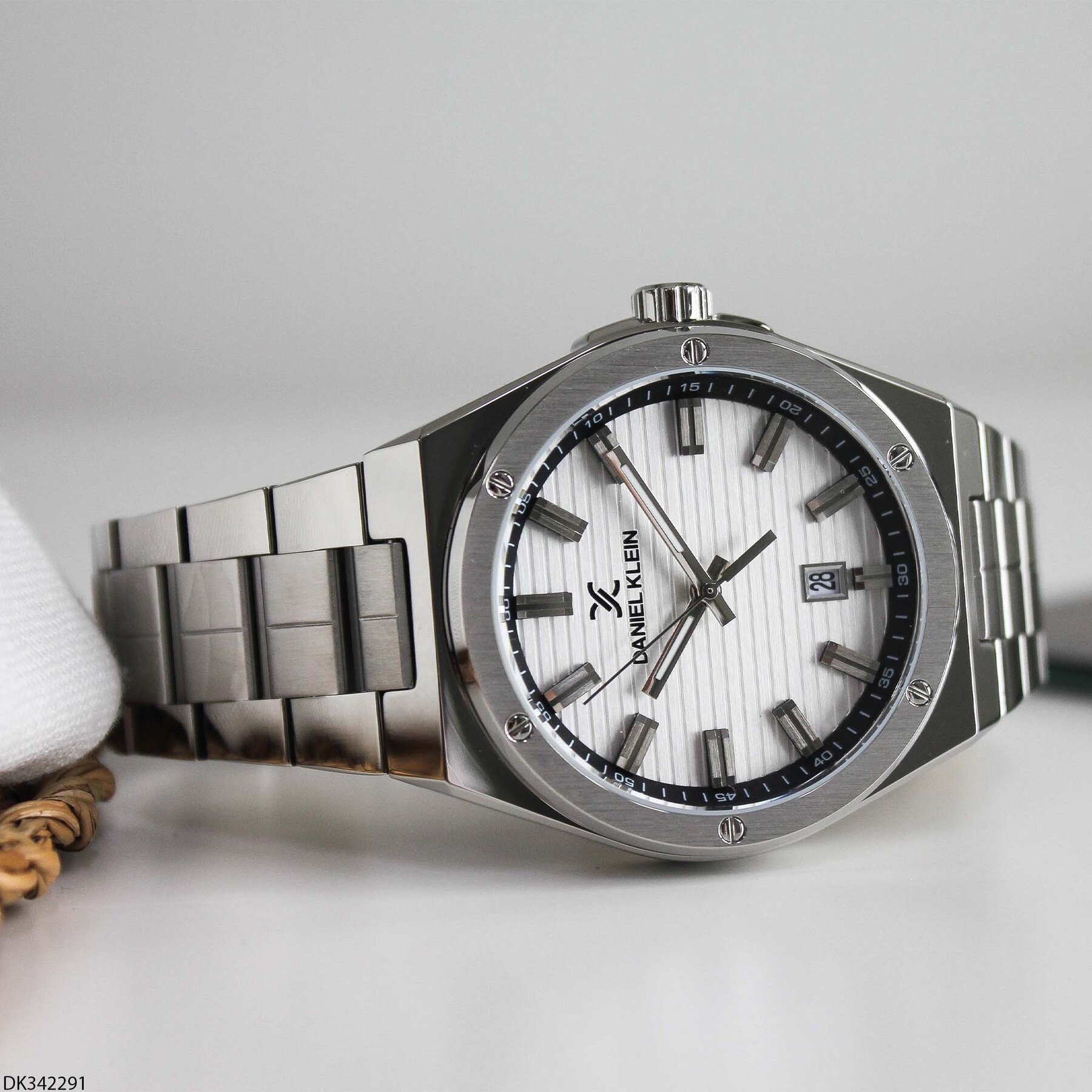 Daniel Klein DK342291 Steel Strap Men Watch