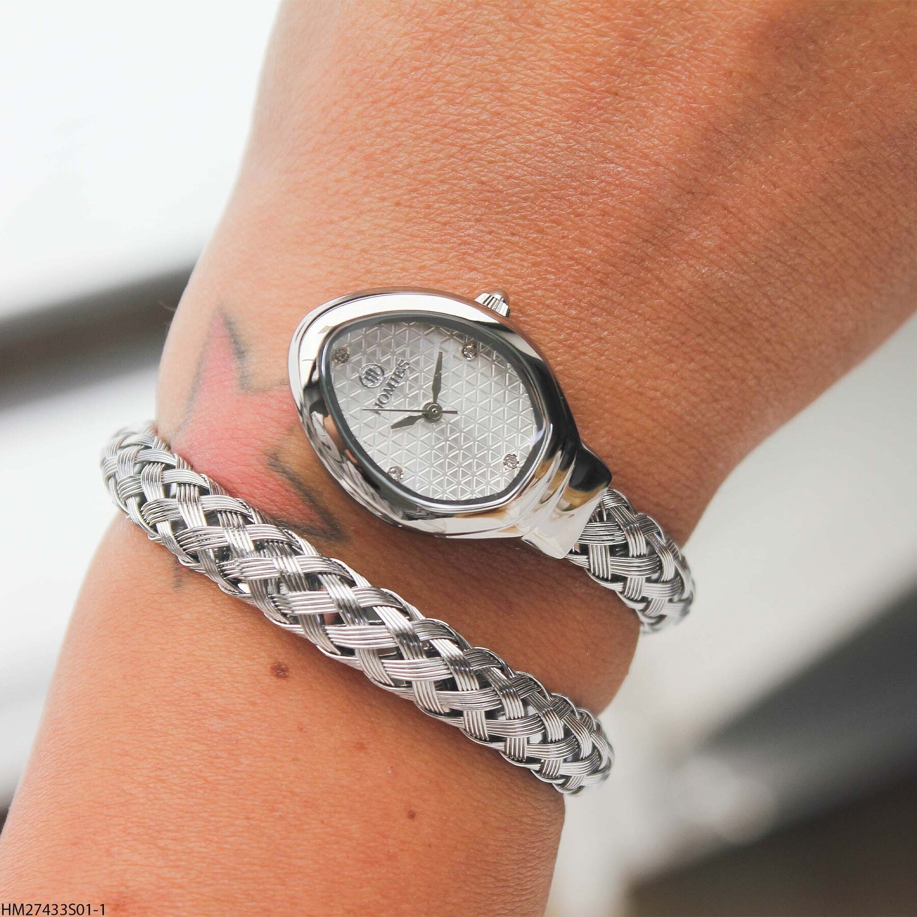 Homies HM27433S01-1 Steel Strap Women Watch