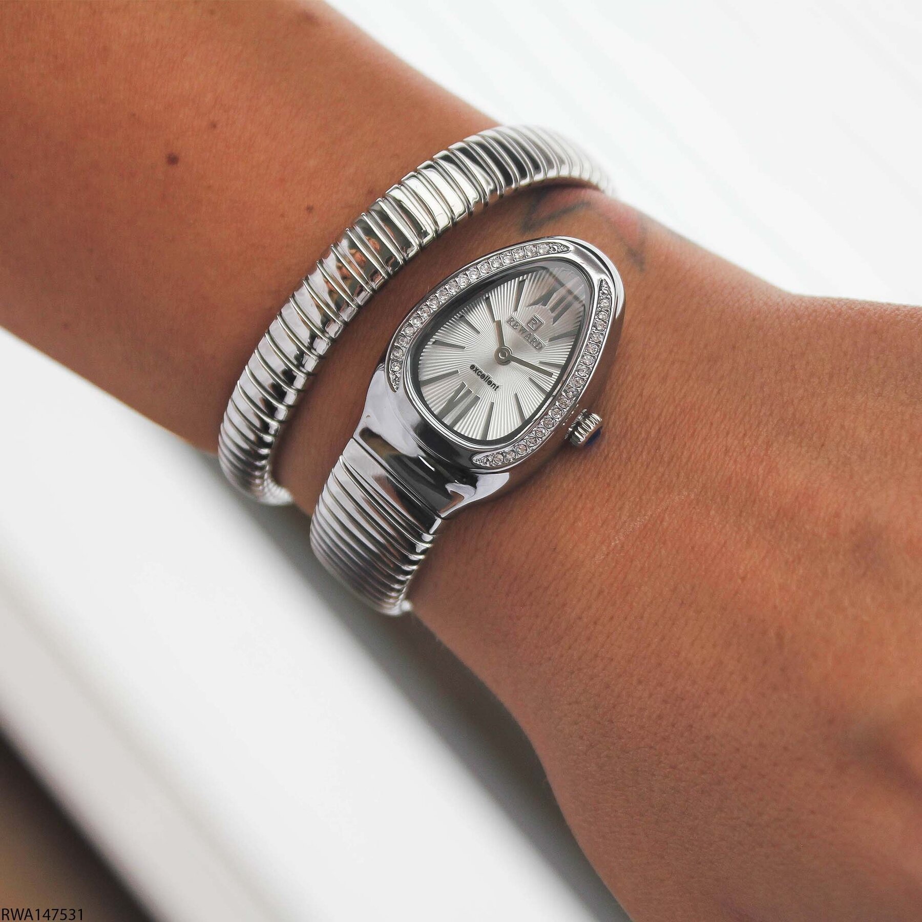 Reward RWA147531 Çelik Kordonlu Kadın Kol Saati