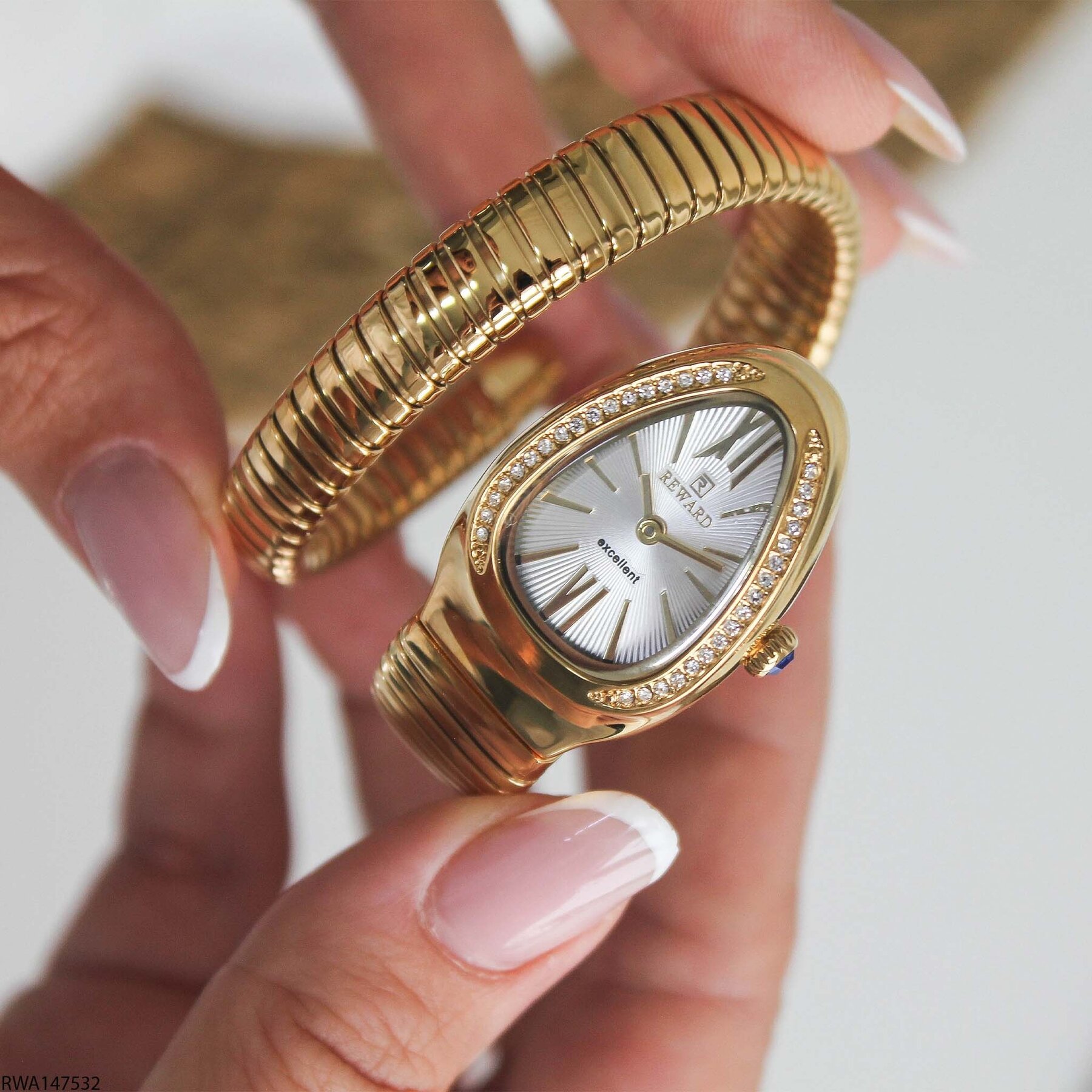 Reward RWA147532 Çelik Kordonlu Kadın Kol Saati