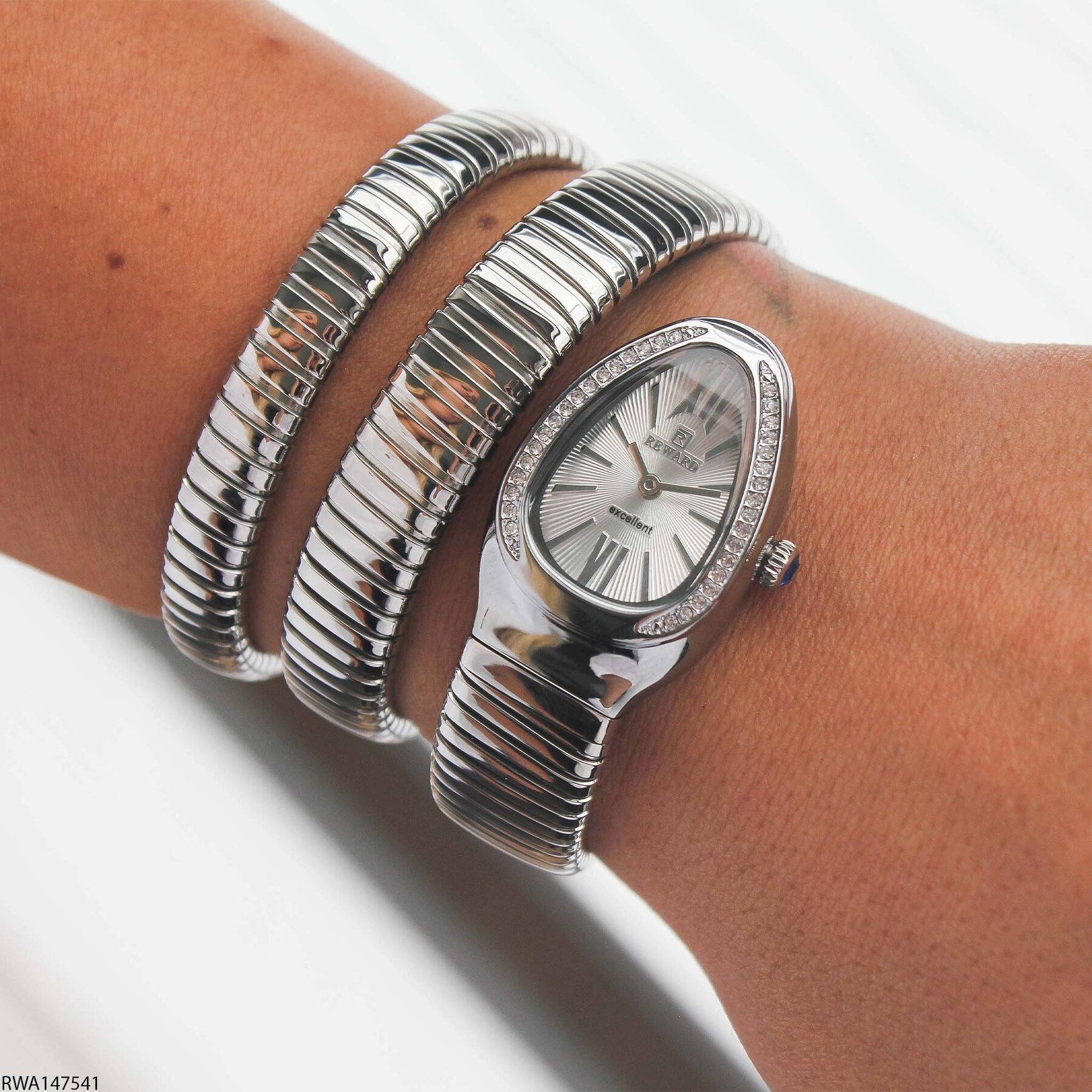 Reward RWA147541 Çelik Kordonlu Kadın Kol Saati