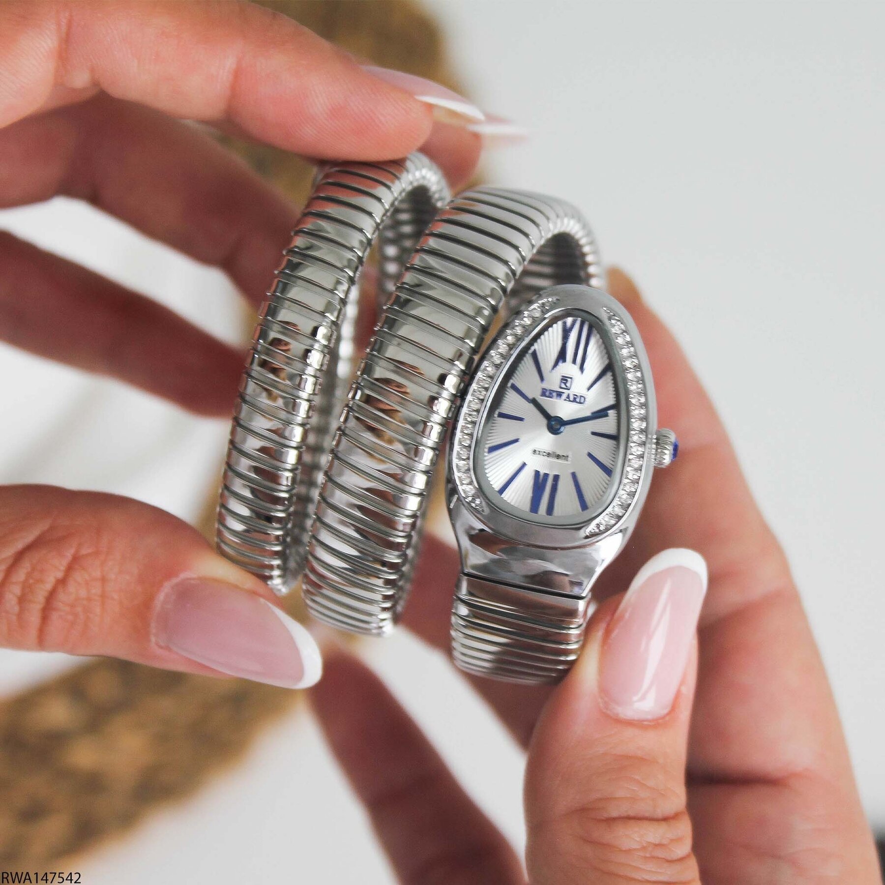 Reward RWA147542 Çelik Kordonlu Kadın Kol Saati