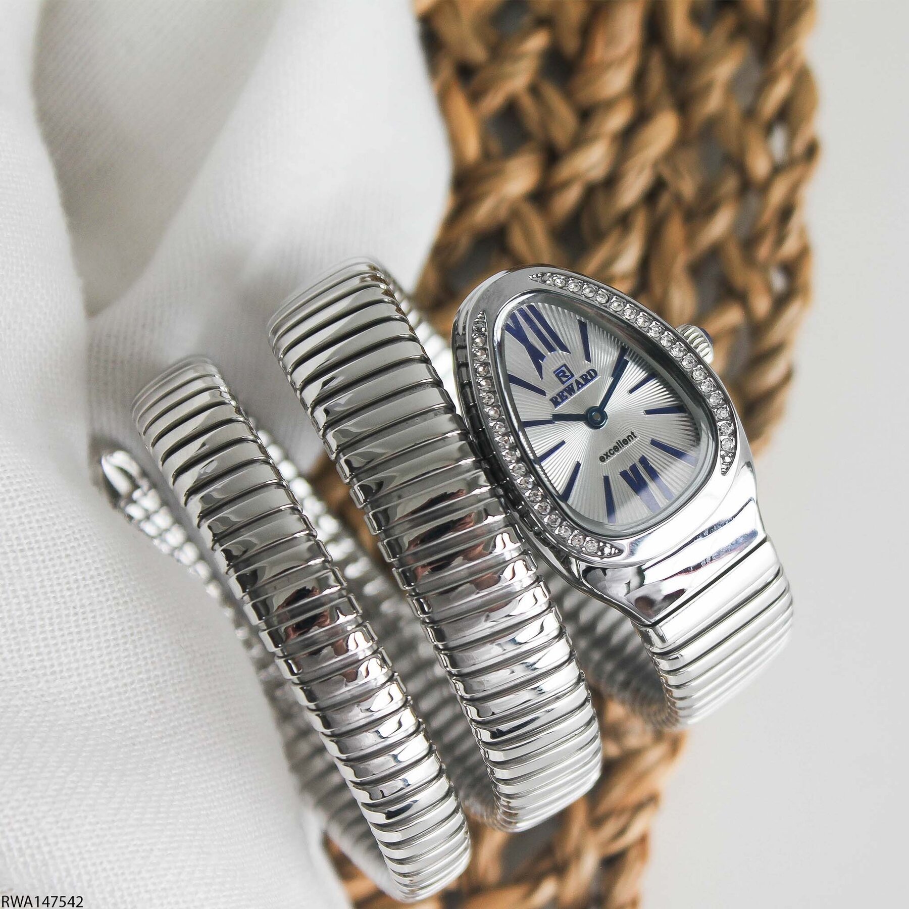 Reward RWA147542 Çelik Kordonlu Kadın Kol Saati