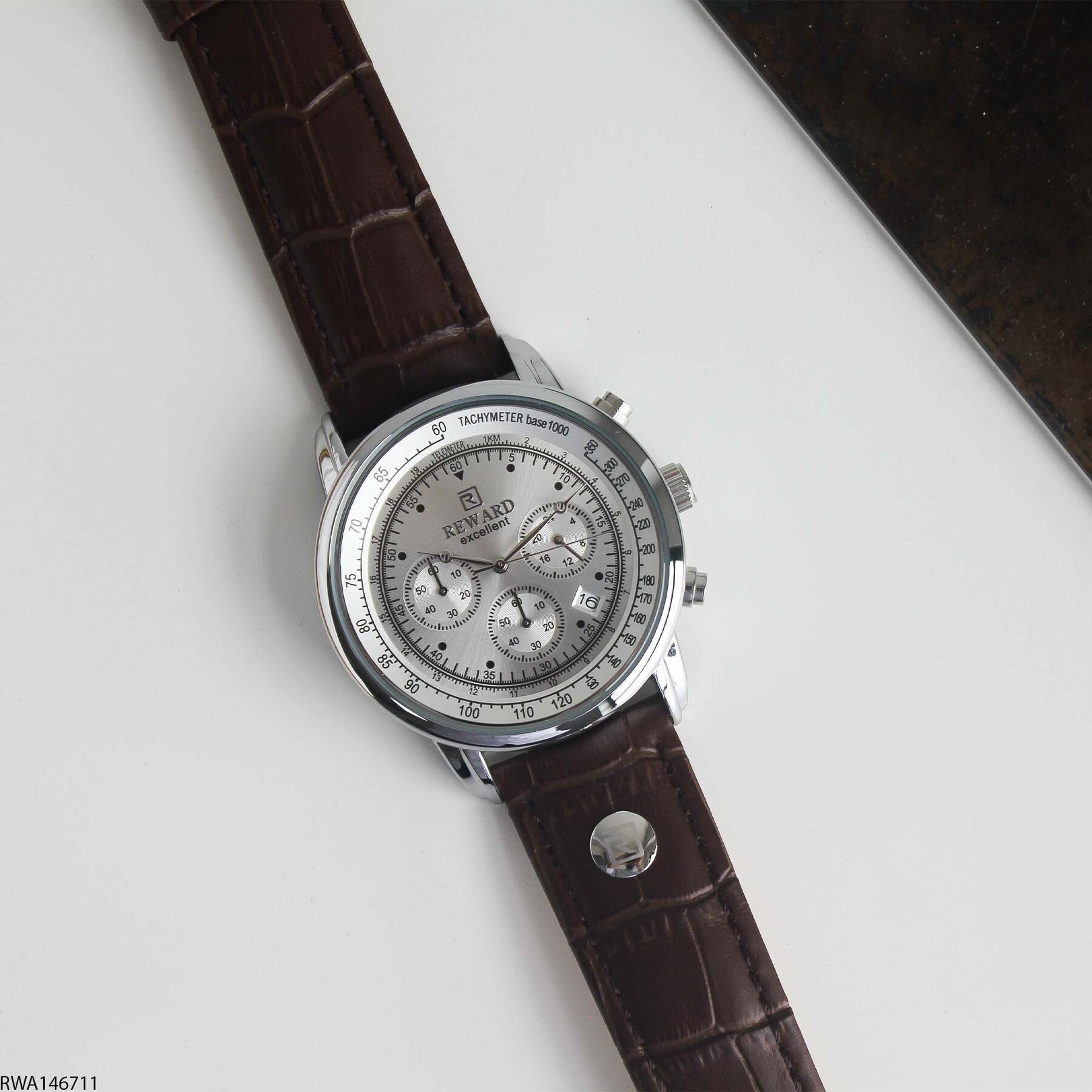 Reward RWA147611 Leather Strap Men Watch