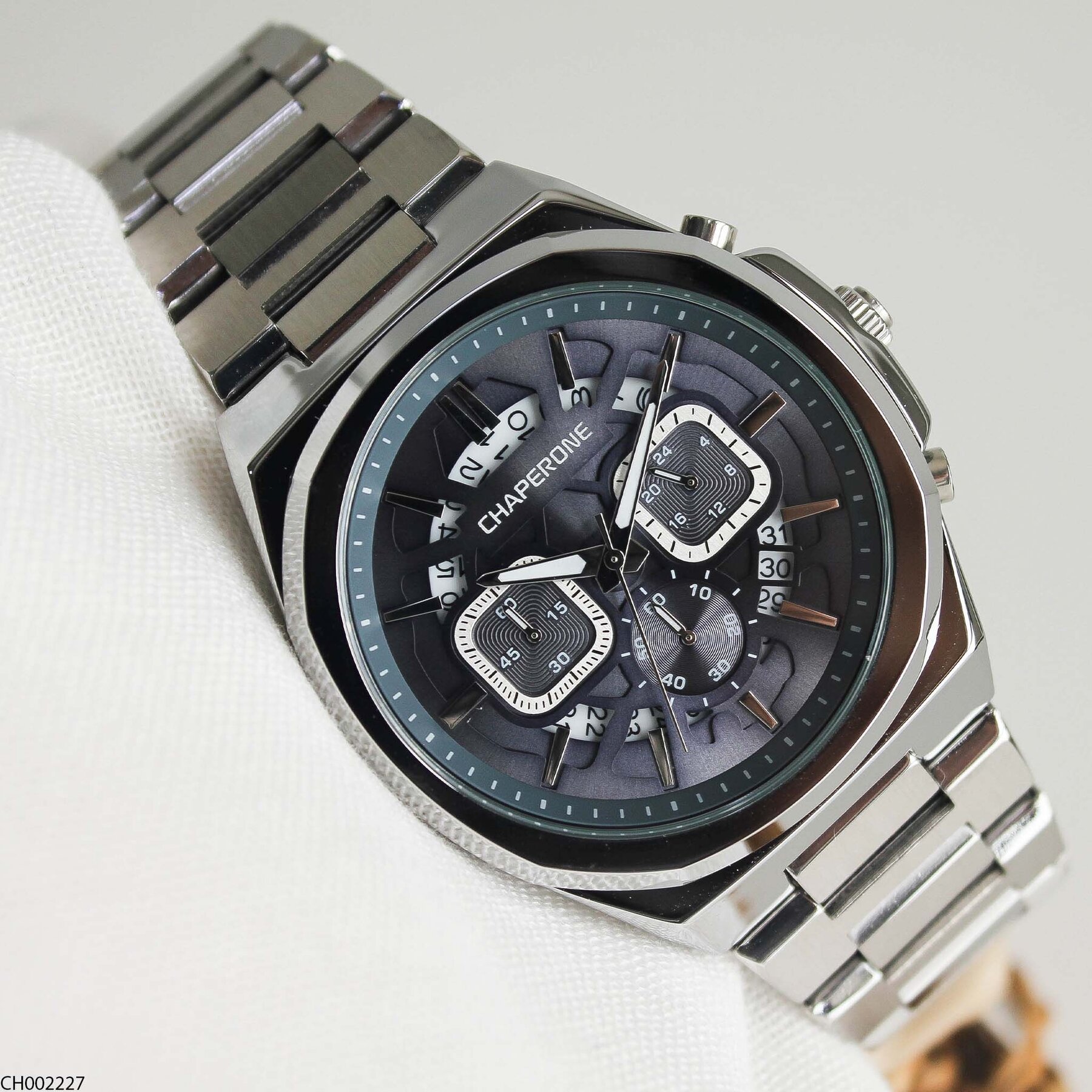 Chaperone CH002379 Steel Strap Men Watch