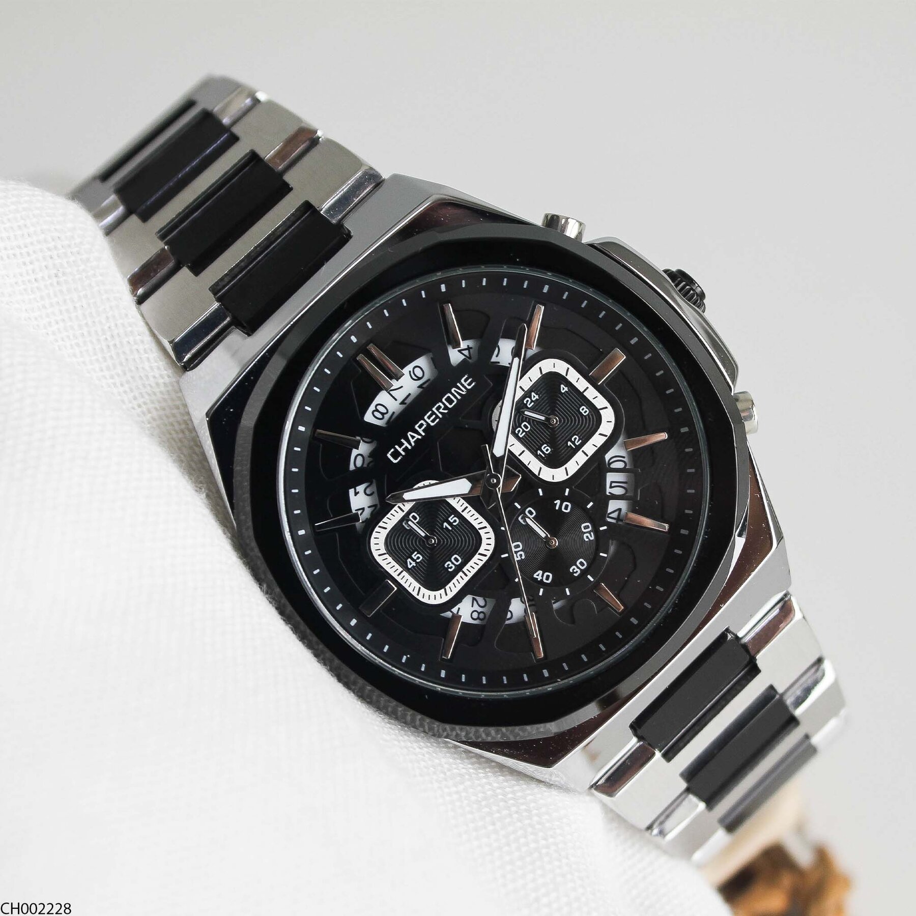 Chaperone CH002379 Steel Strap Men Watch