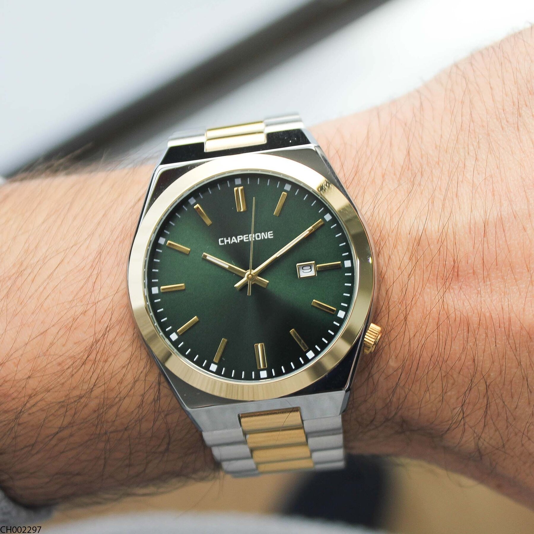 Chaperone CH002379 Steel Strap Men Watch