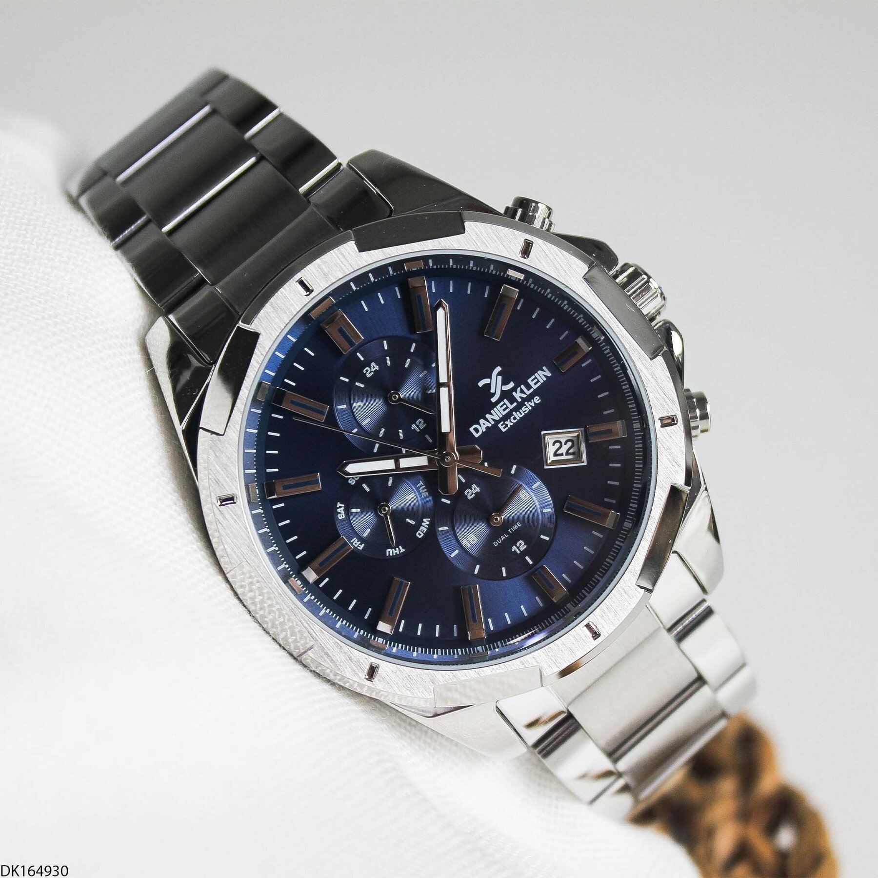 Daniel Klein DK453126 Steel Strap Men Watch