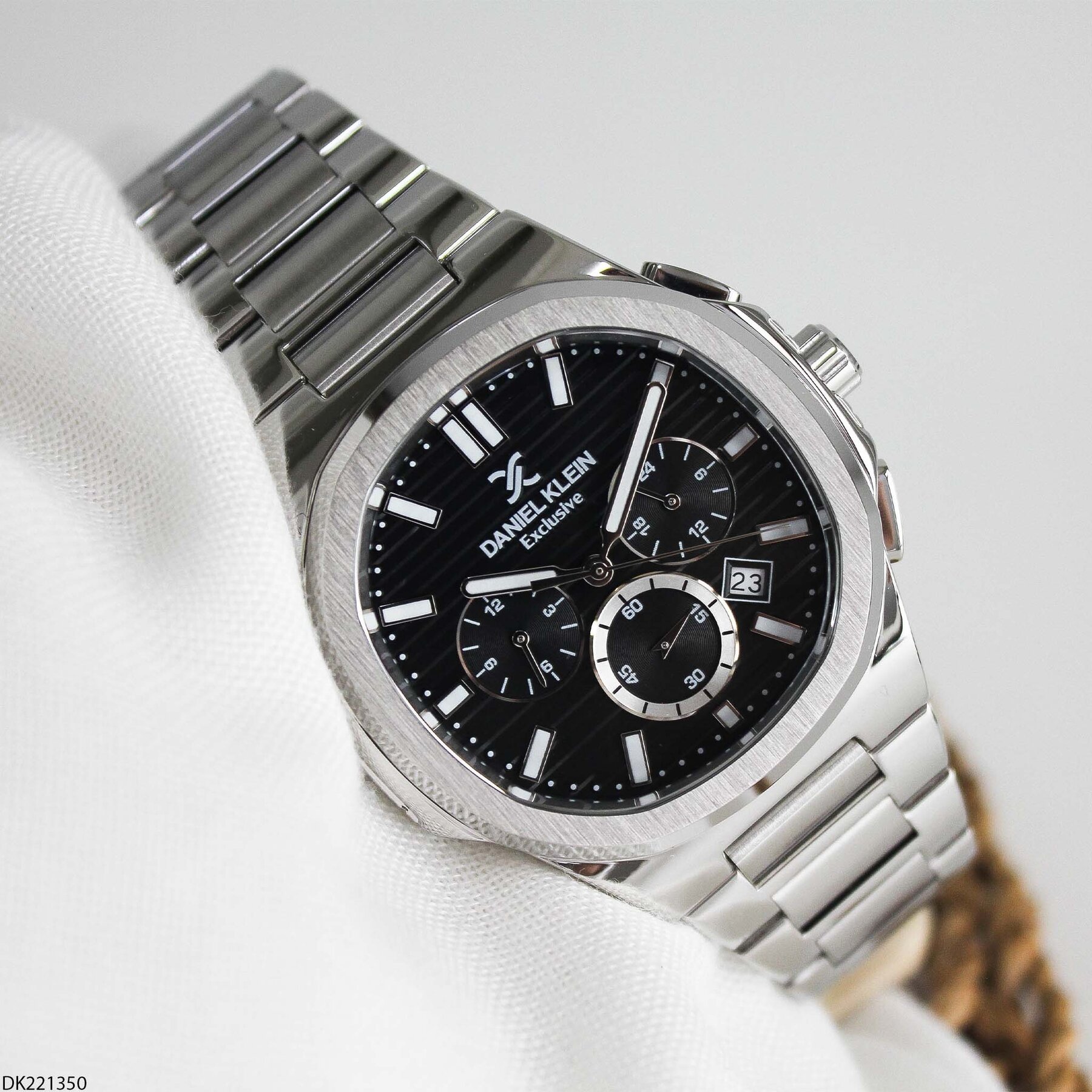 Daniel Klein DK453126 Steel Strap Men Watch