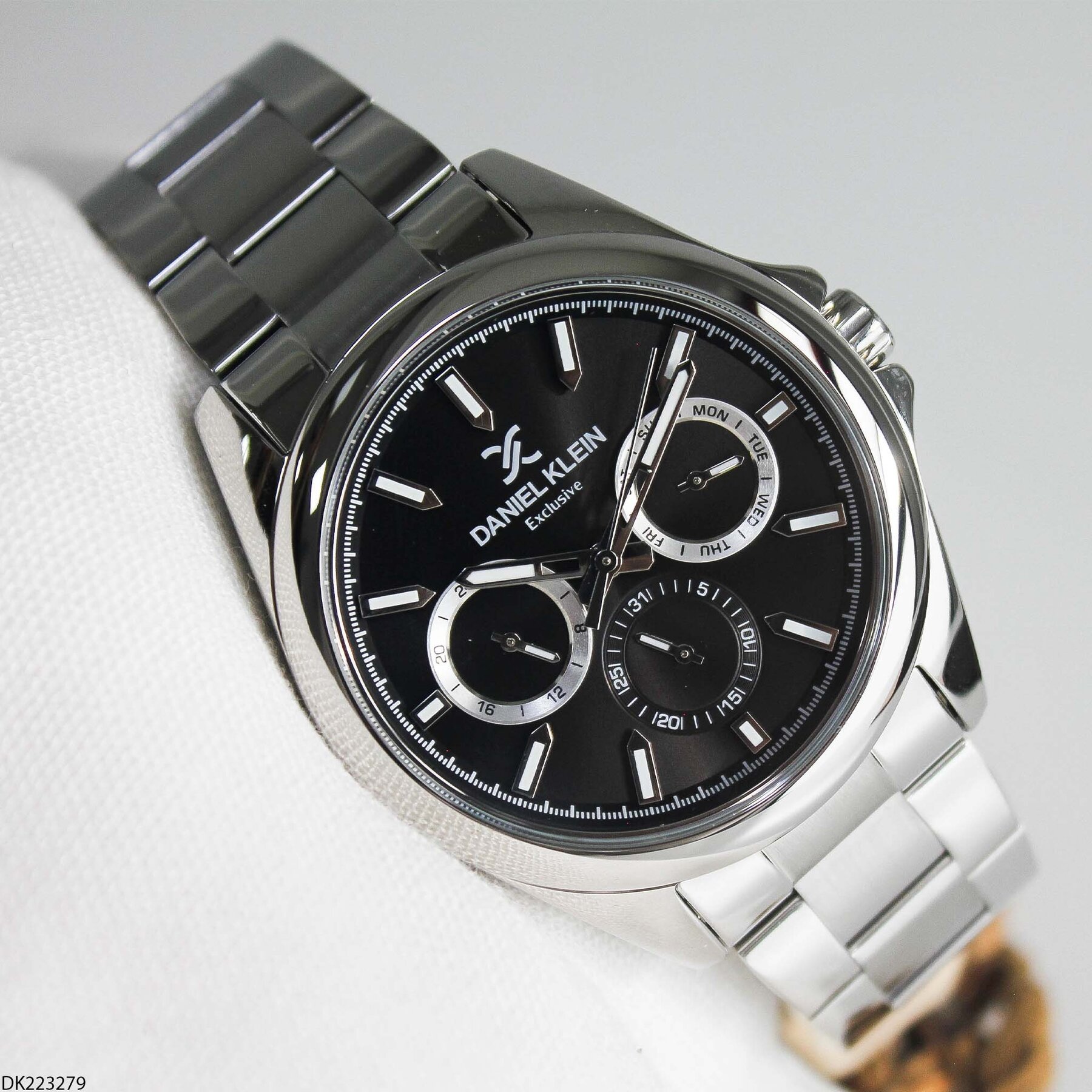 Daniel Klein DK345995 Steel Strap Men Watch