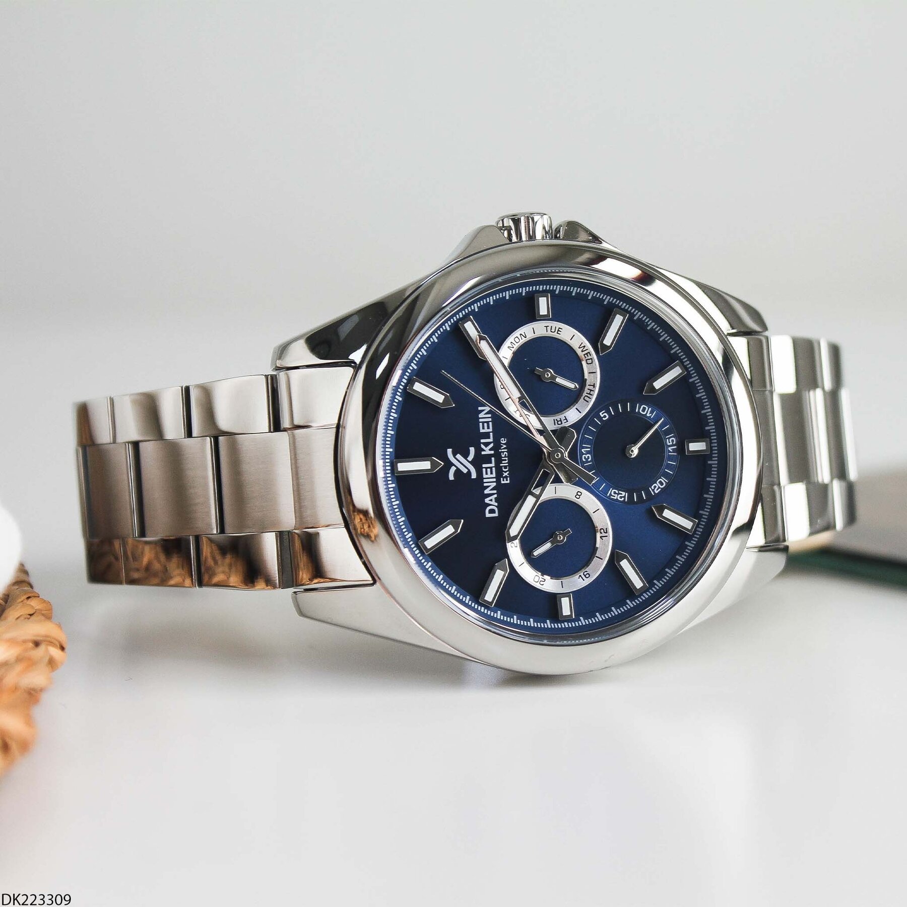 Daniel Klein DK345995 Steel Strap Men Watch