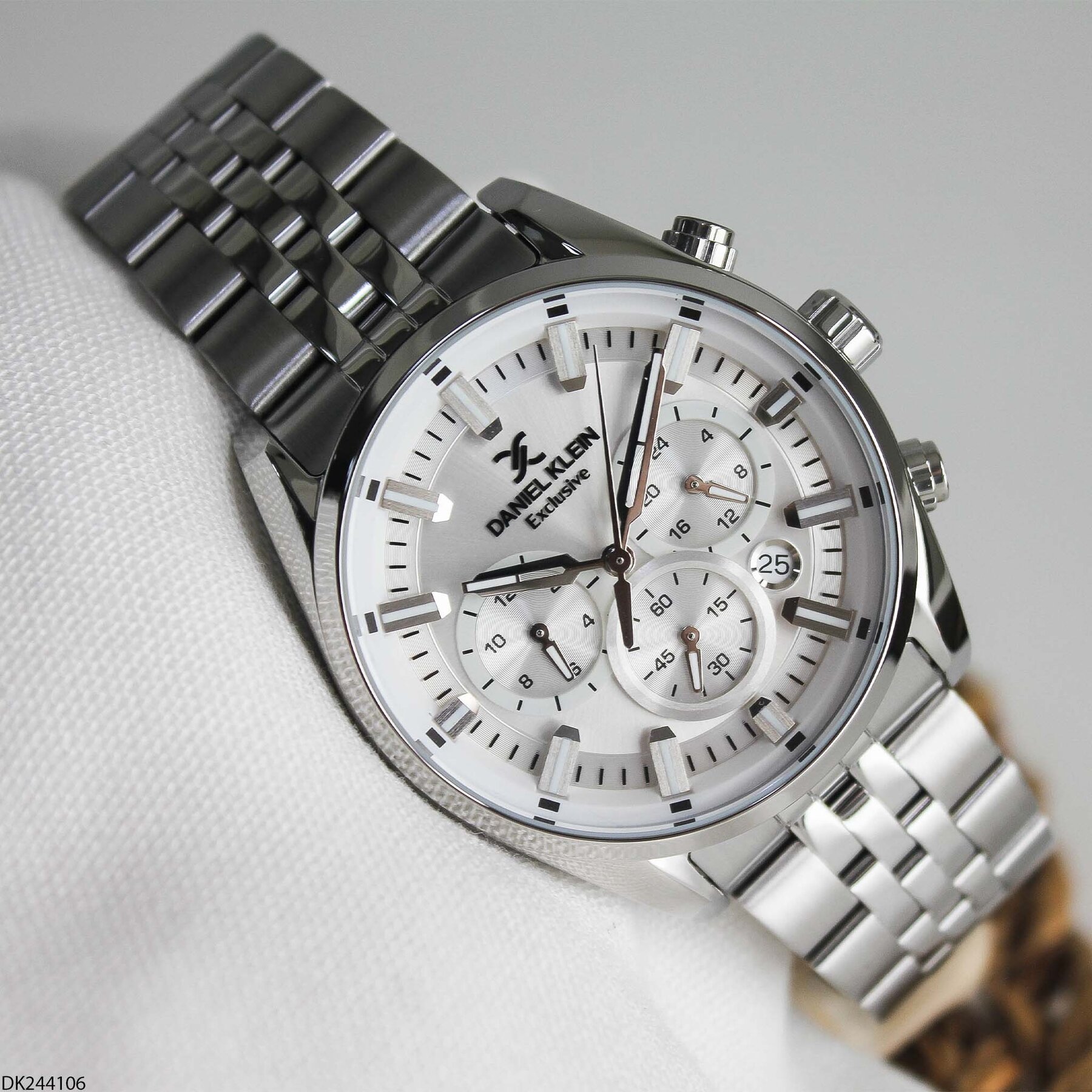 Daniel Klein DK345995 Steel Strap Men Watch