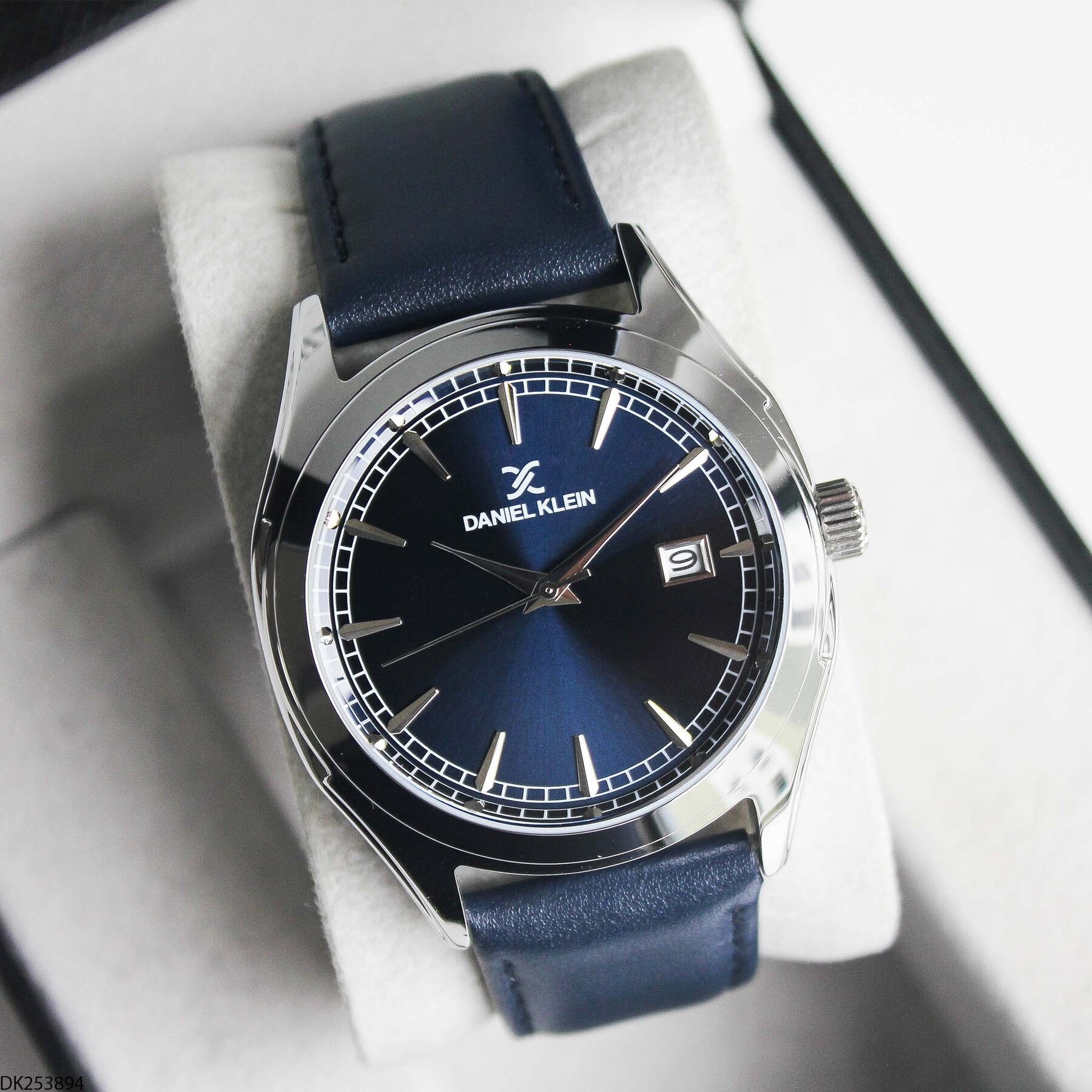 Daniel Klein DK453126 Steel Strap Men Watch