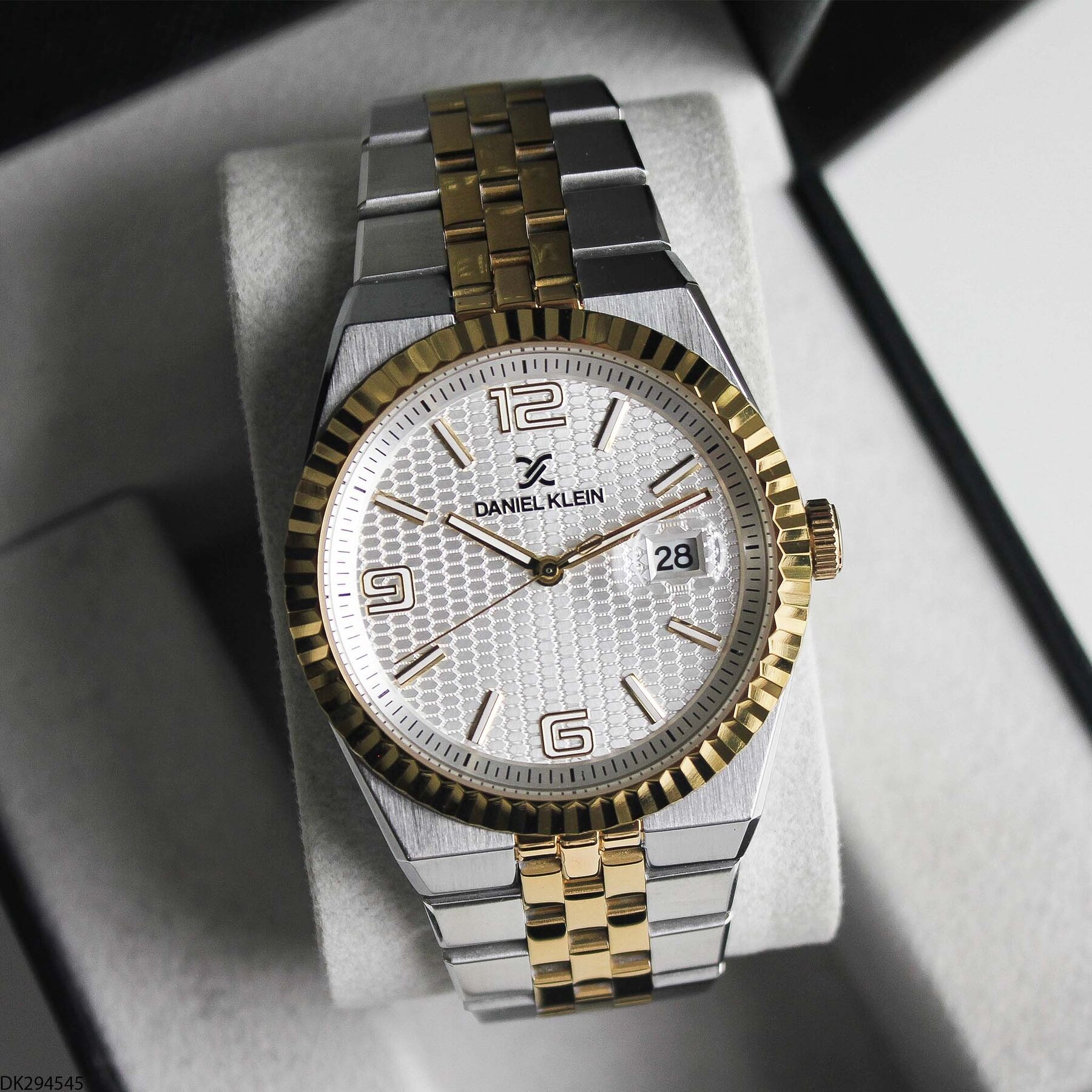 Daniel Klein DK453126 Steel Strap Men Watch