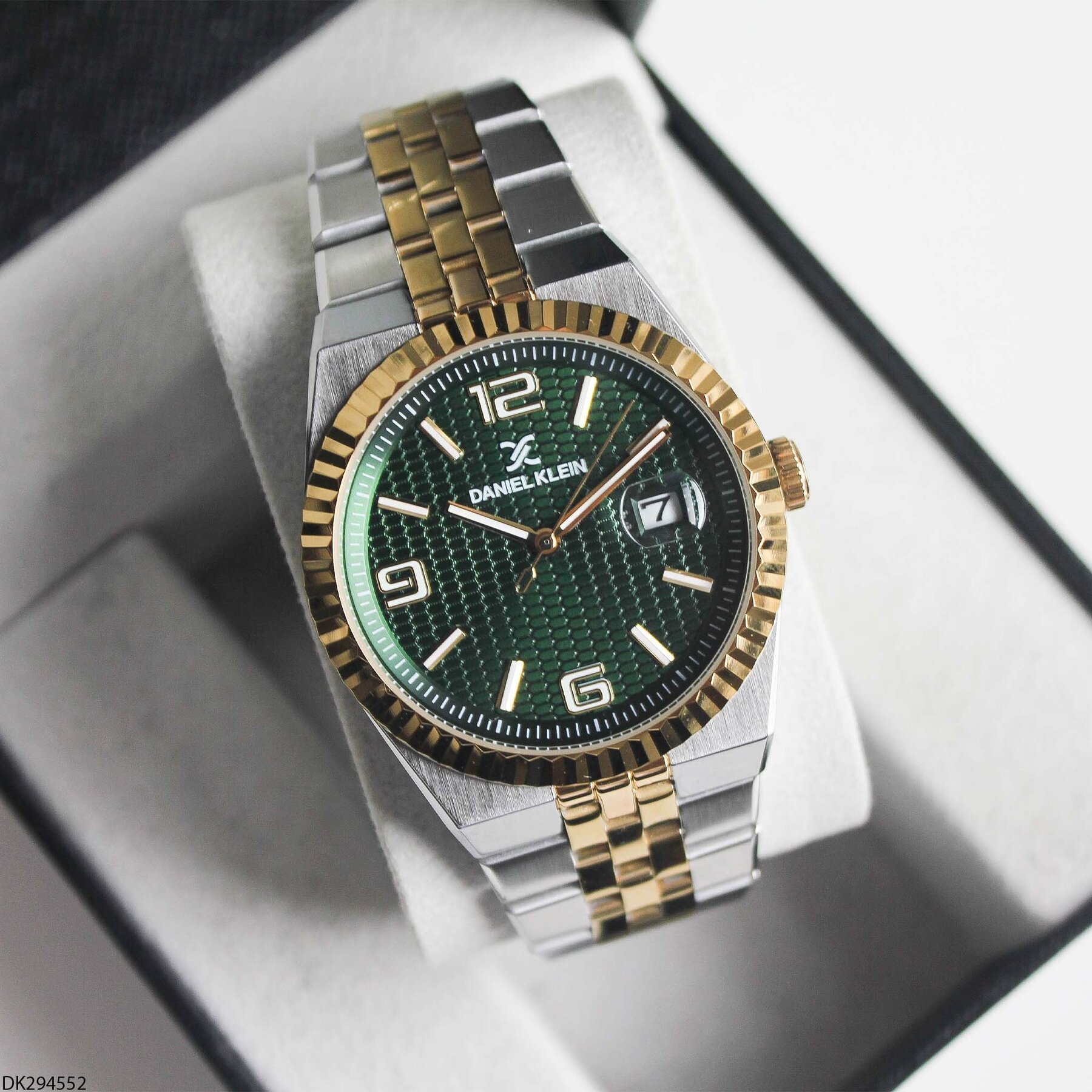 Daniel Klein DK453126 Steel Strap Men Watch