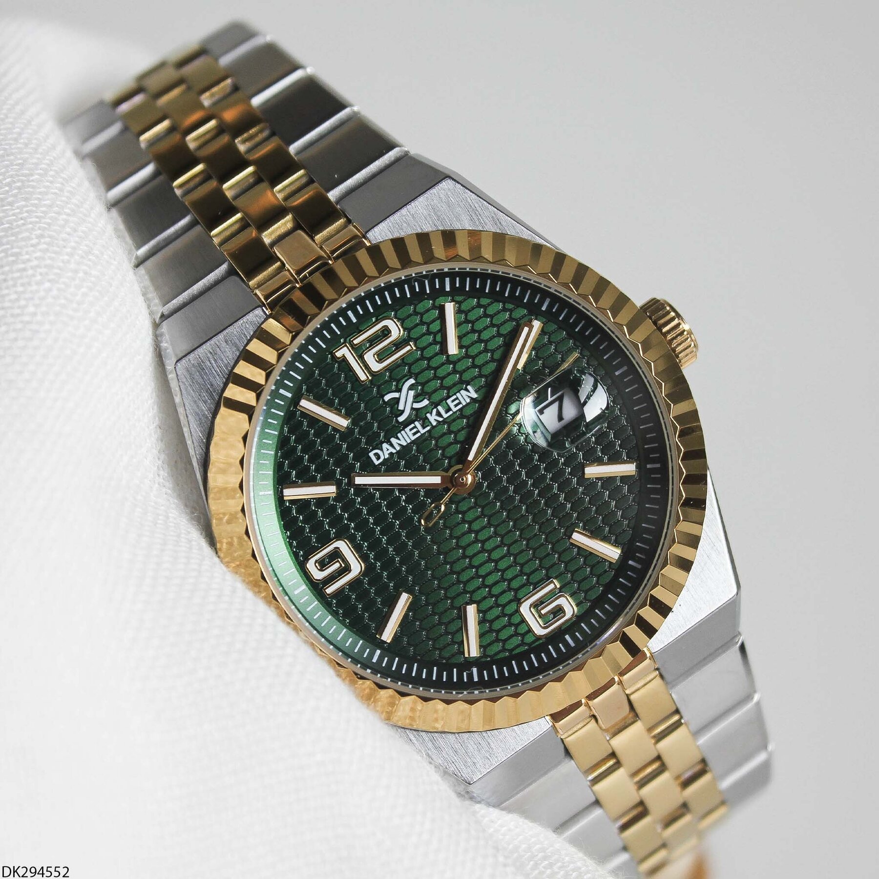 Daniel Klein DK453126 Steel Strap Men Watch