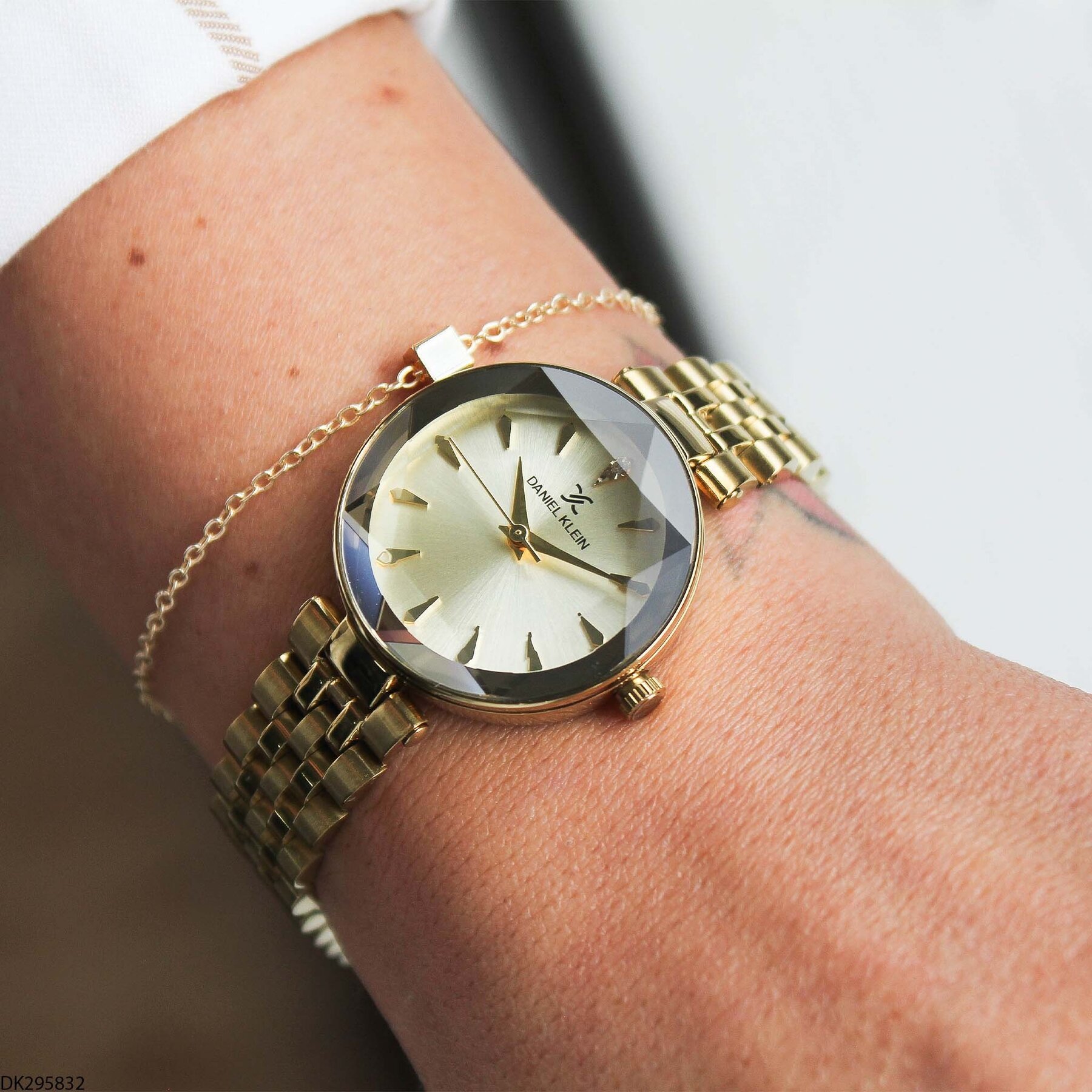 Daniel Klein DK327359 Leather Strap Women Watch