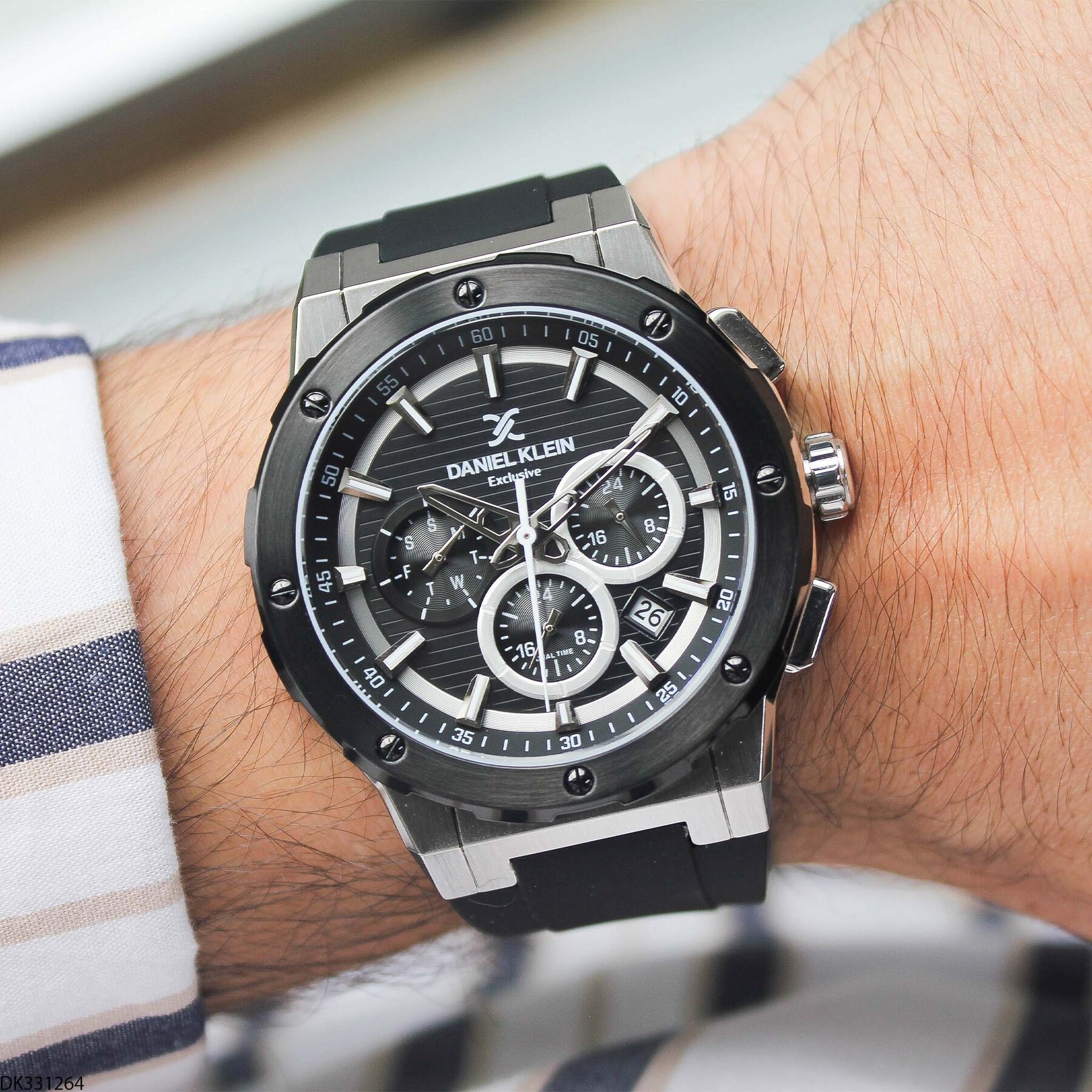 Daniel Klein DK453126 Steel Strap Men Watch