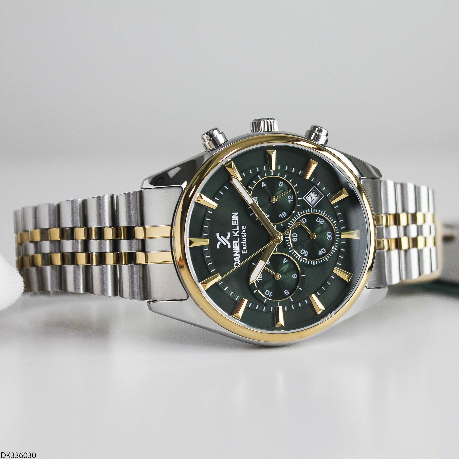 Daniel Klein DK453126 Steel Strap Men Watch