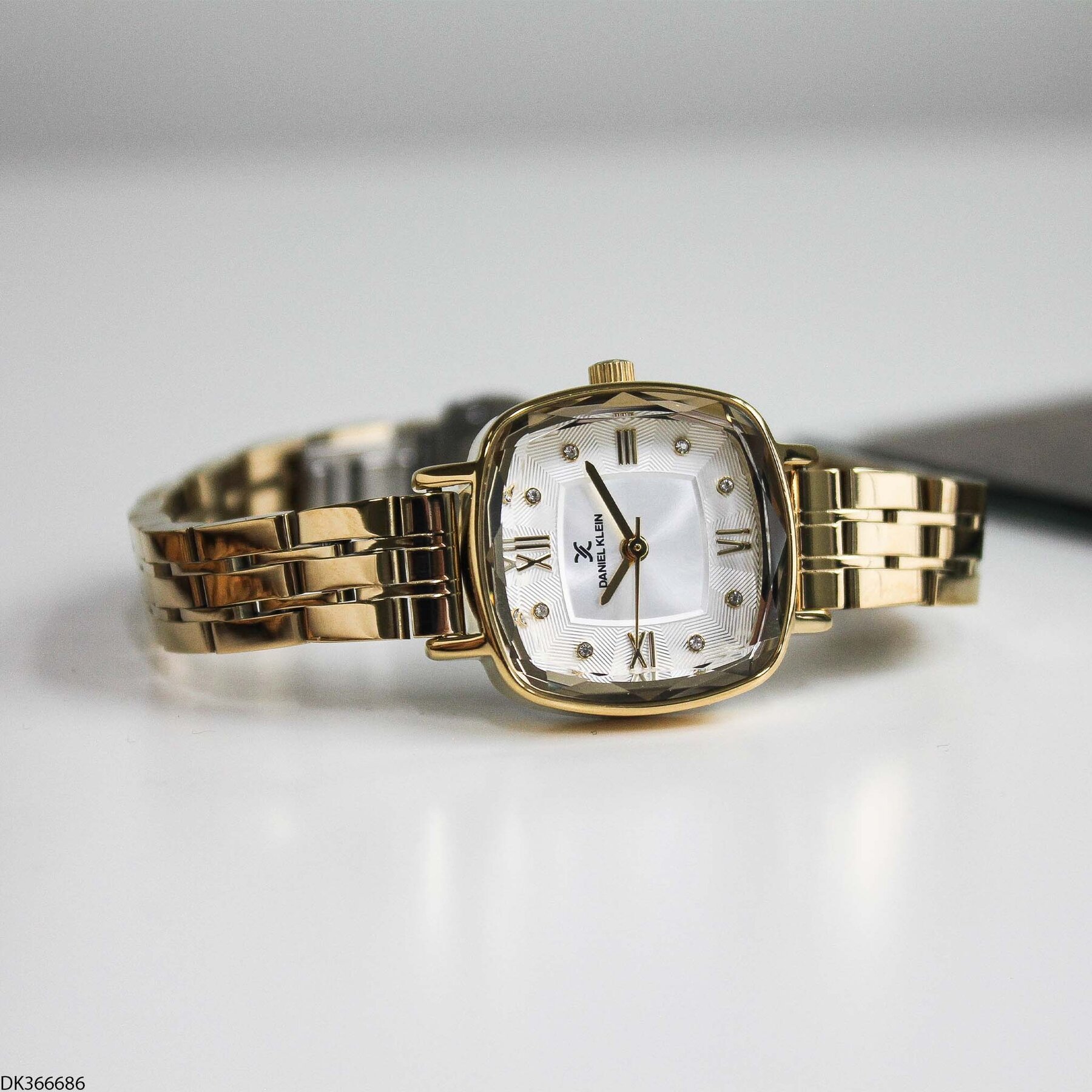 Daniel Klein DK366686 Çelik Kordonlu Kadın Kol Saati