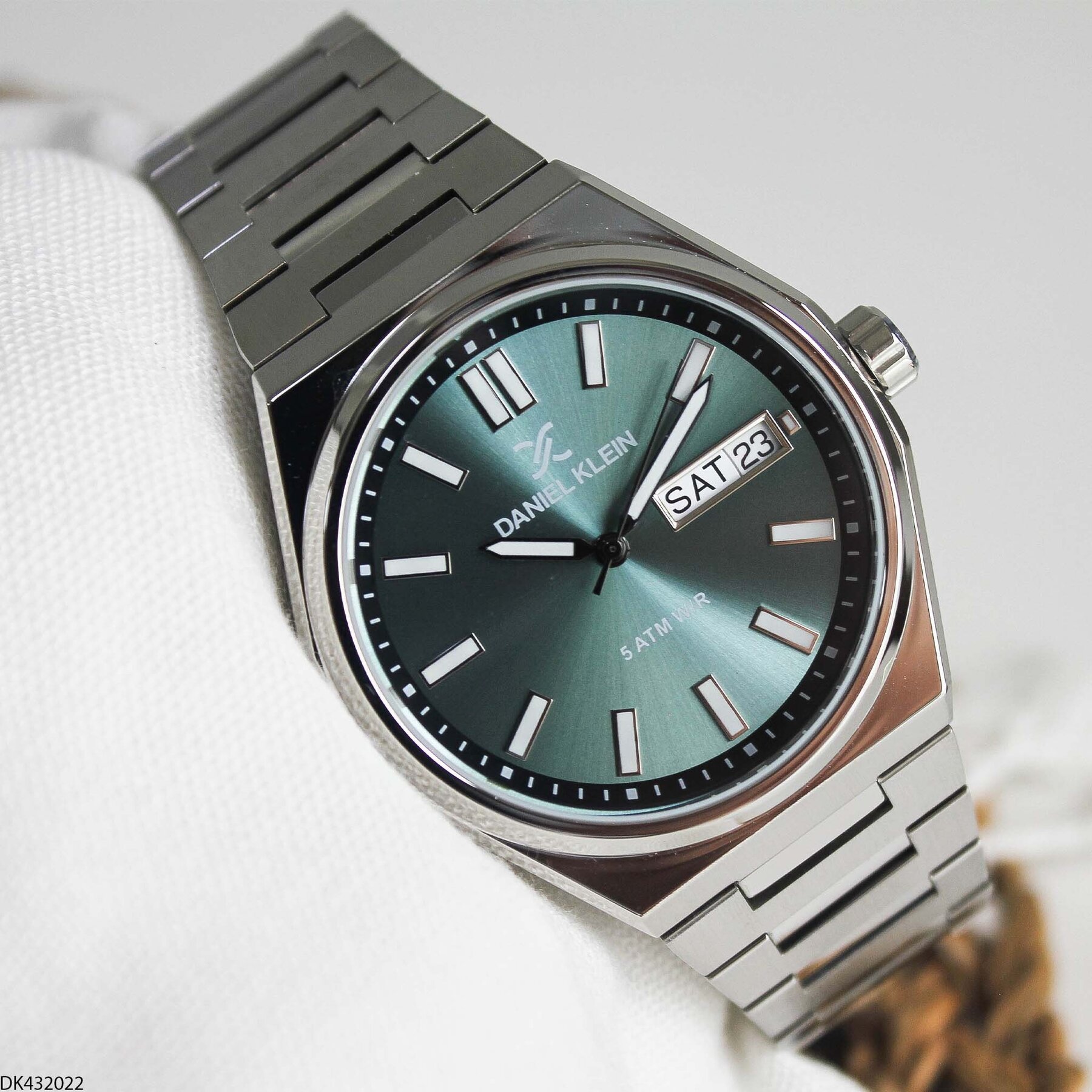 Daniel Klein DK453126 Steel Strap Men Watch