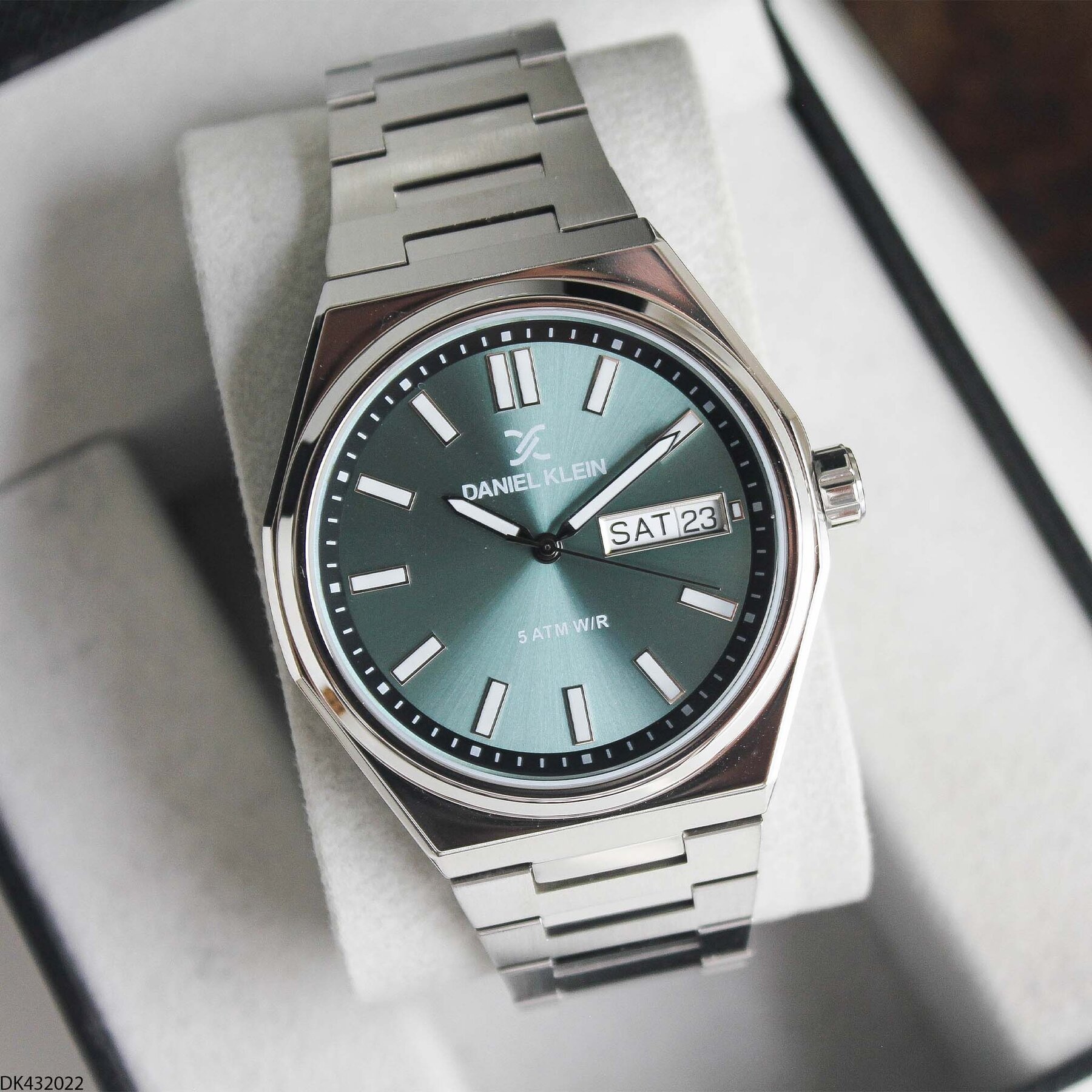 Daniel Klein DK453126 Steel Strap Men Watch