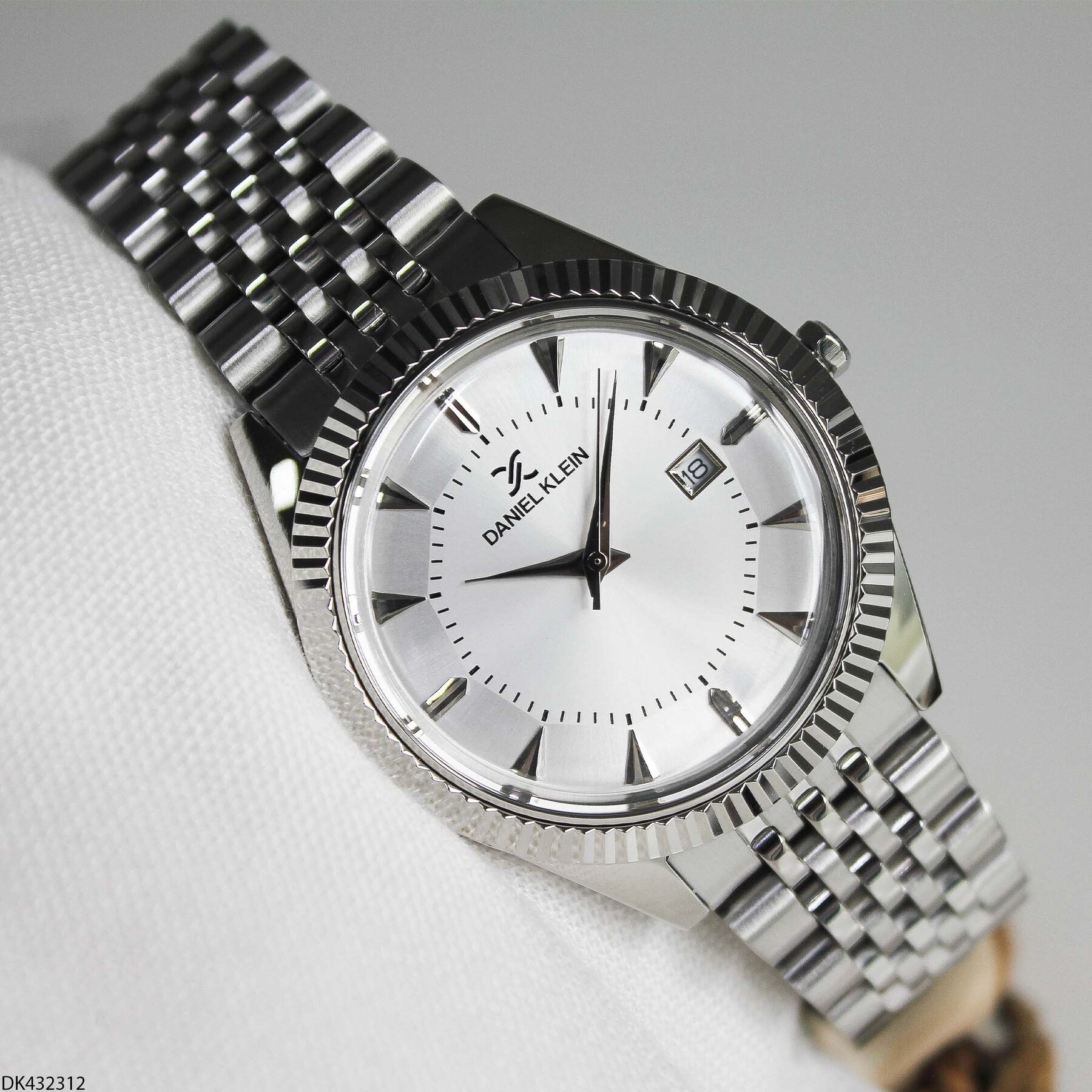 Daniel Klein DK453126 Steel Strap Men Watch