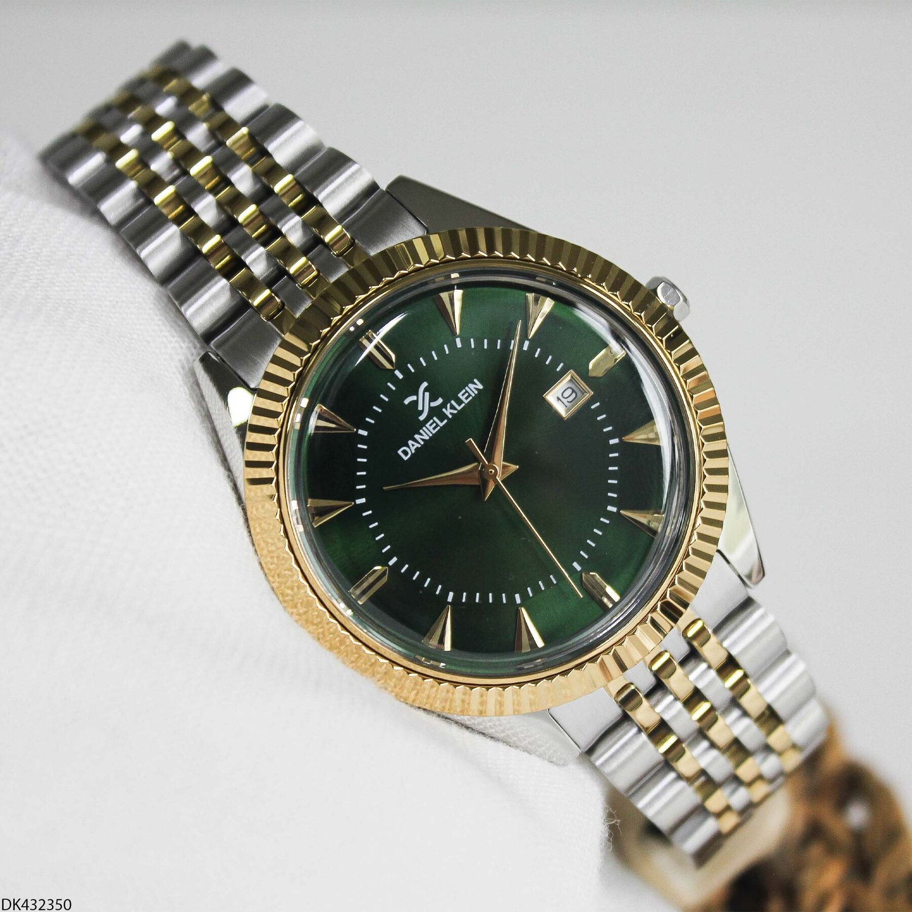 Daniel Klein DK453126 Steel Strap Men Watch