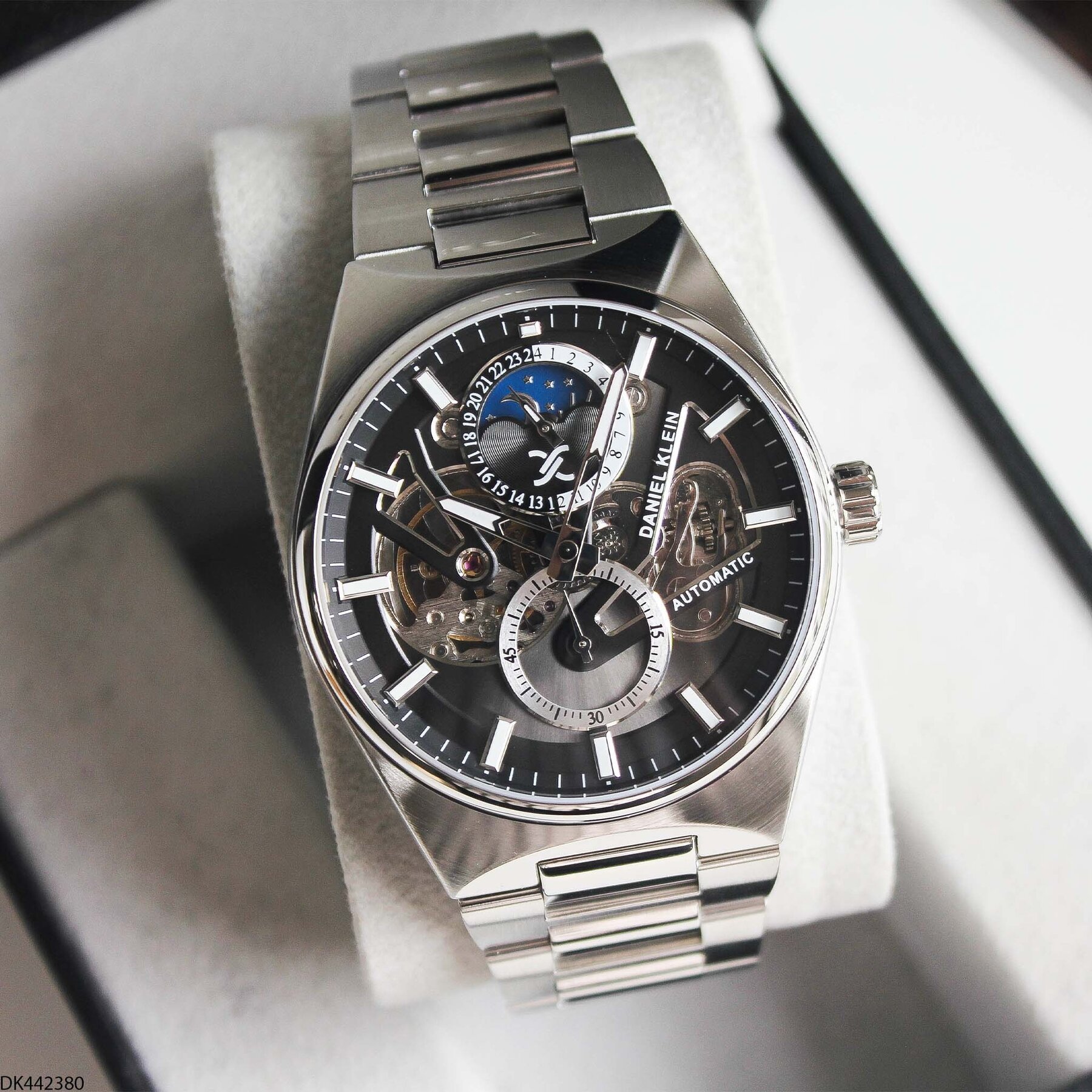 Daniel Klein DK453126 Steel Strap Men Watch