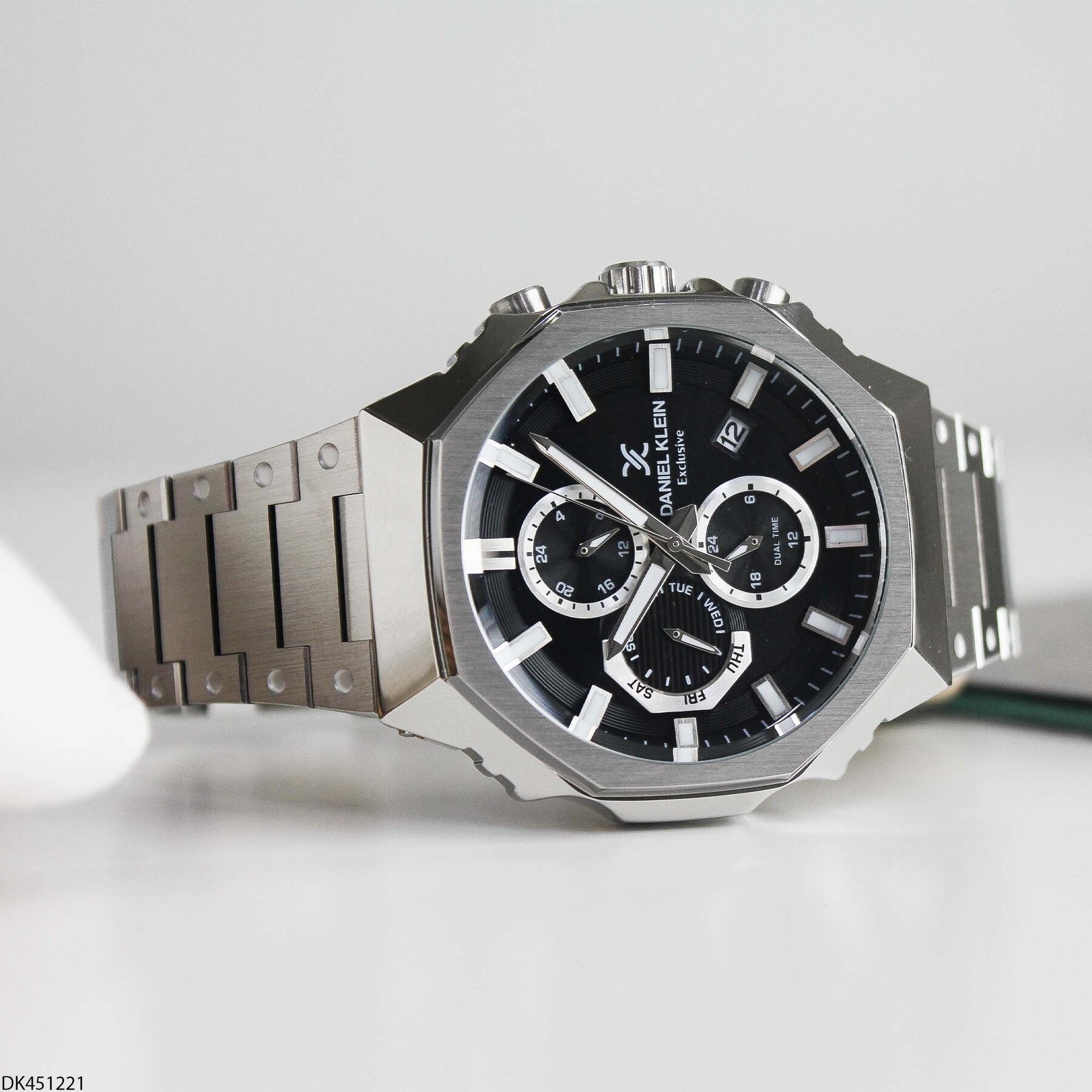 Daniel Klein DK453126 Steel Strap Men Watch