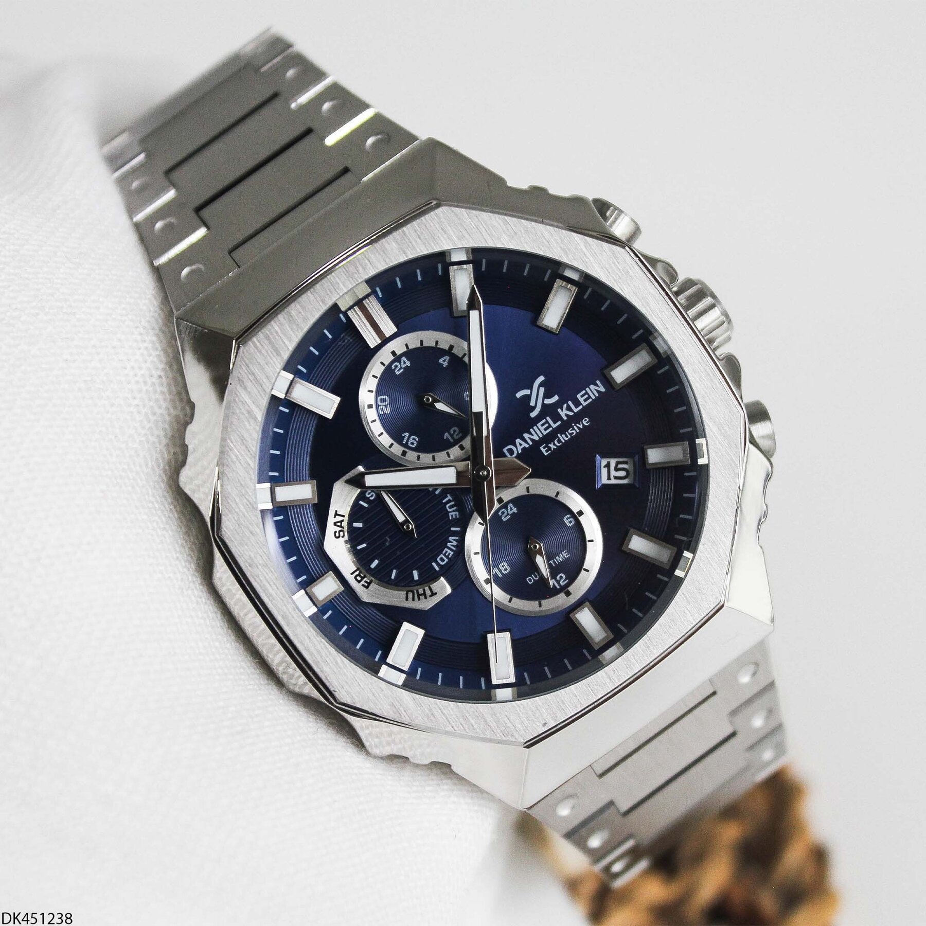 Daniel Klein DK453126 Steel Strap Men Watch