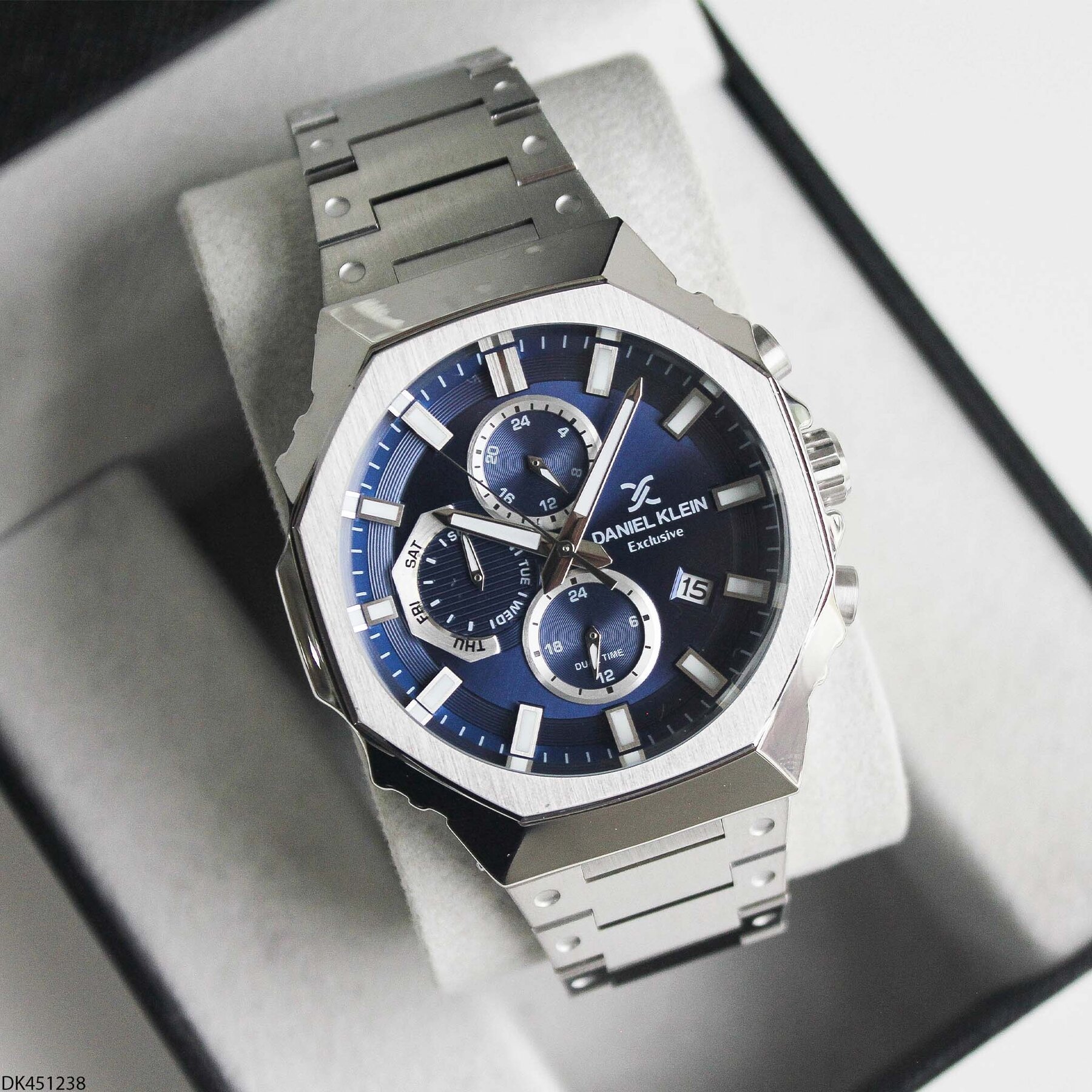 Daniel Klein DK453126 Steel Strap Men Watch