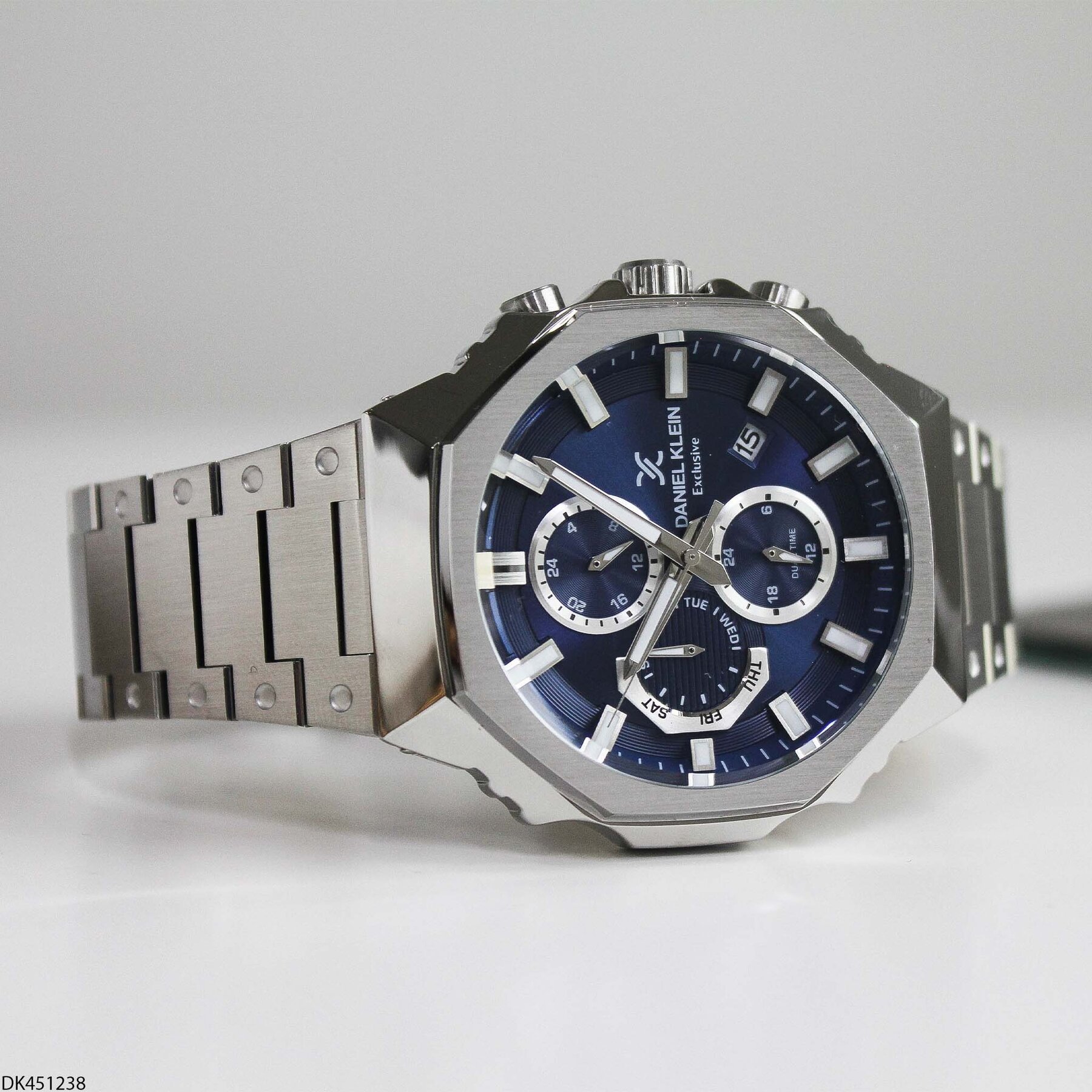 Daniel Klein DK453126 Steel Strap Men Watch