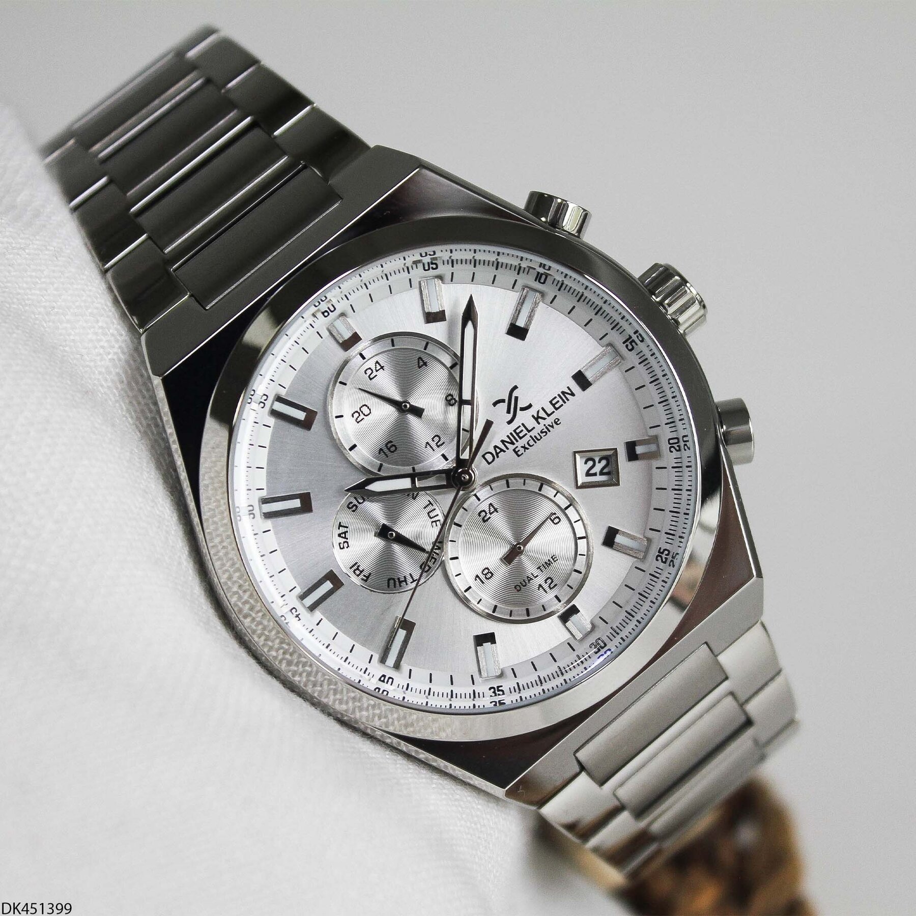 Daniel Klein DK453126 Steel Strap Men Watch