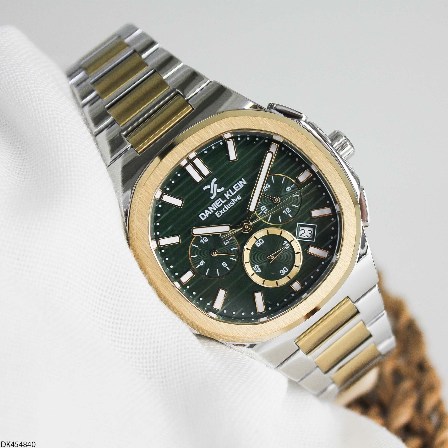 Daniel Klein DK453126 Steel Strap Men Watch